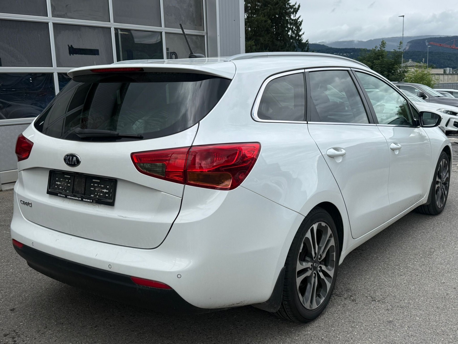 KIA Cee'd Sportswagon 1.6 GDi Style-image-4
