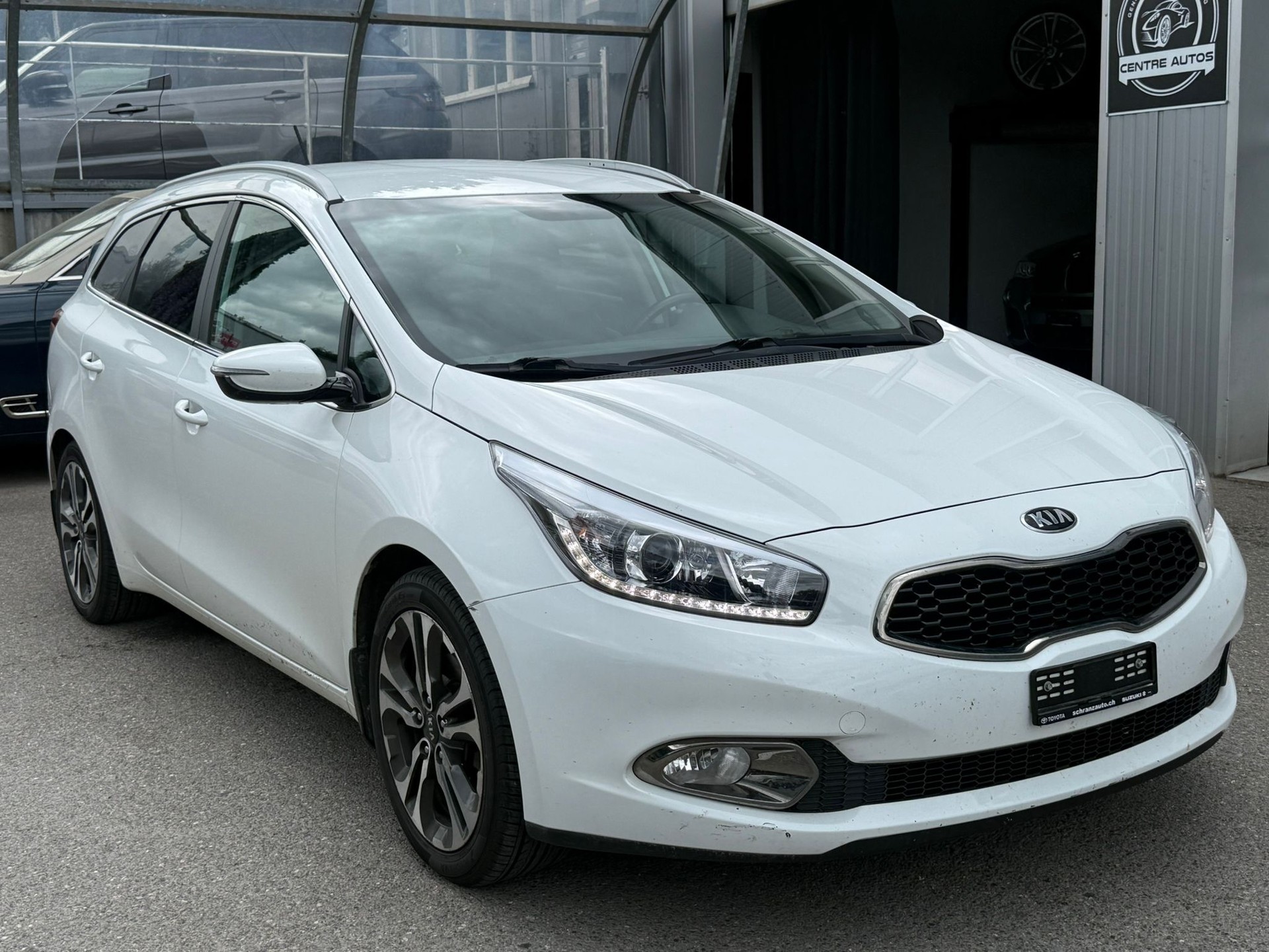 KIA Cee'd Sportswagon 1.6 GDi Style-image-2