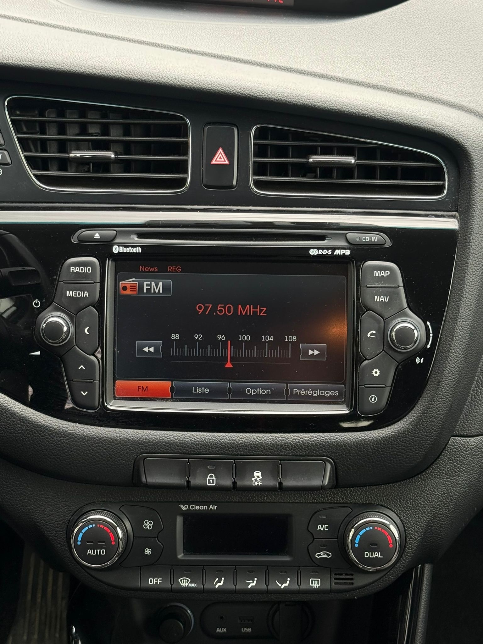 KIA Cee'd Sportswagon 1.6 GDi Style-image-11