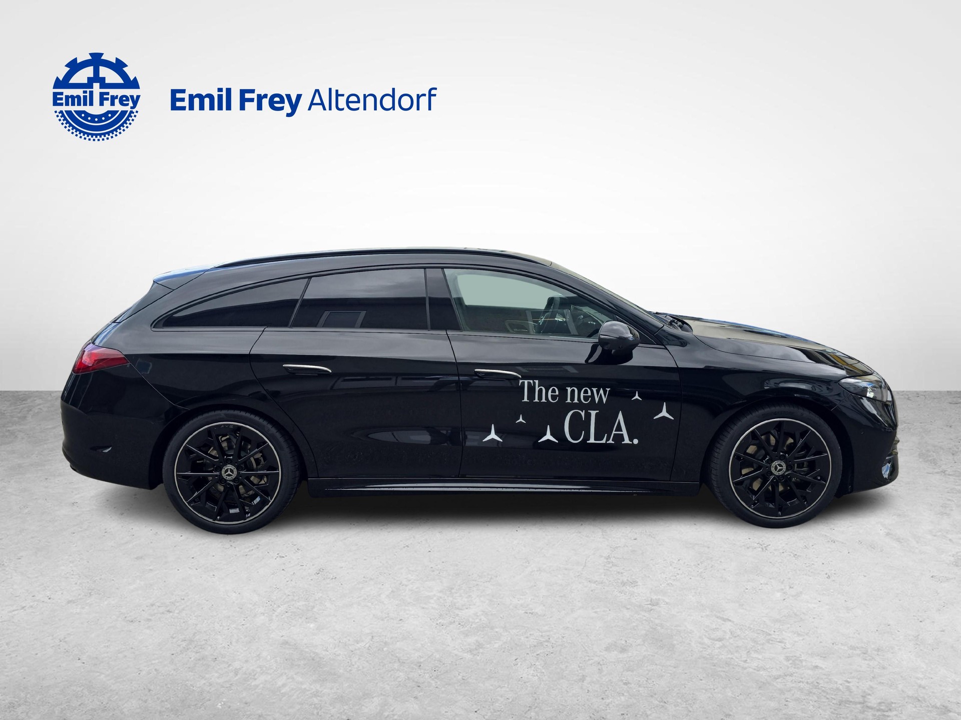 MERCEDES-BENZ CLA 220 4MATIC Shooting Brake-image-5