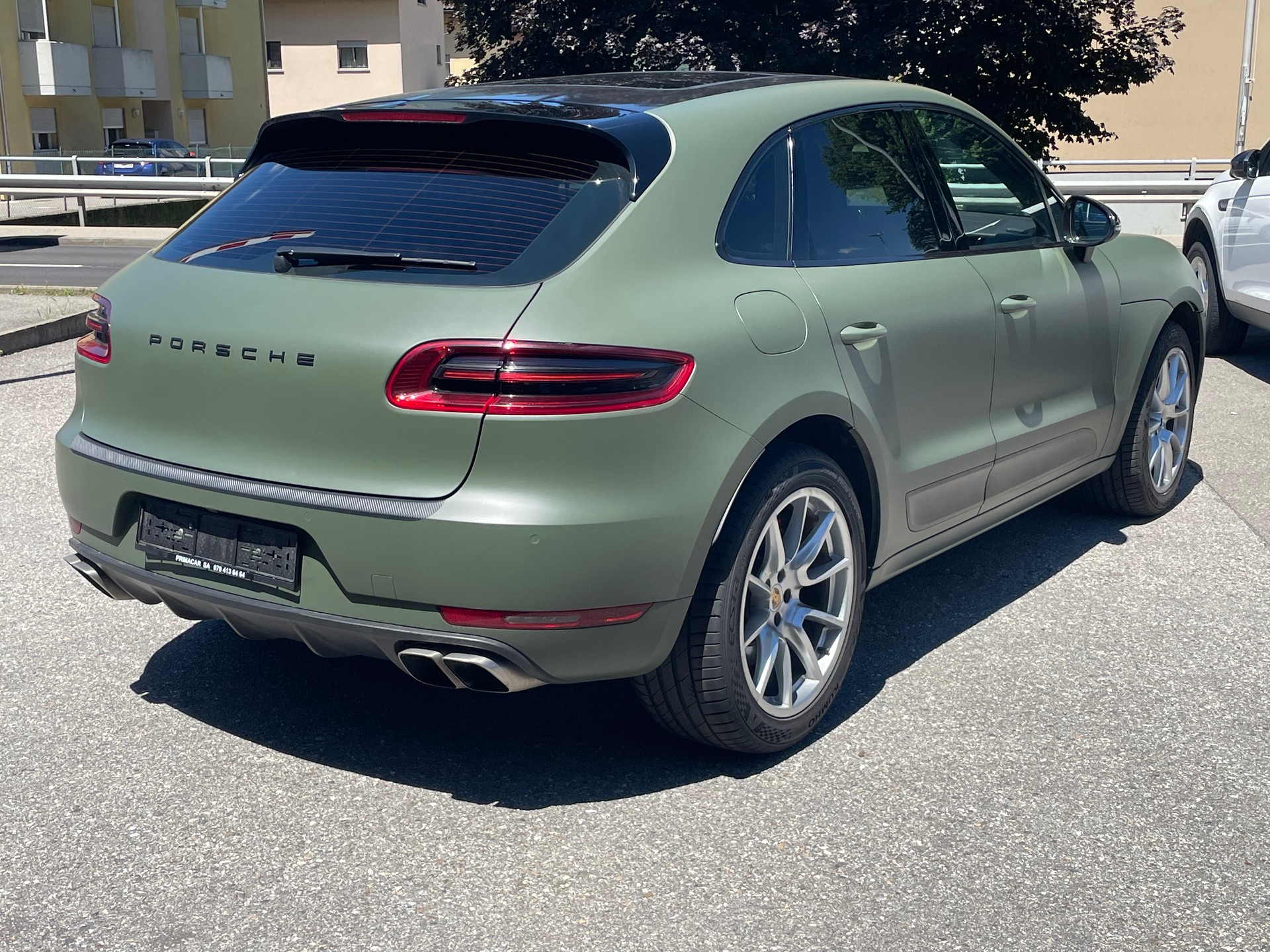 PORSCHE Macan Turbo PDK-image-9