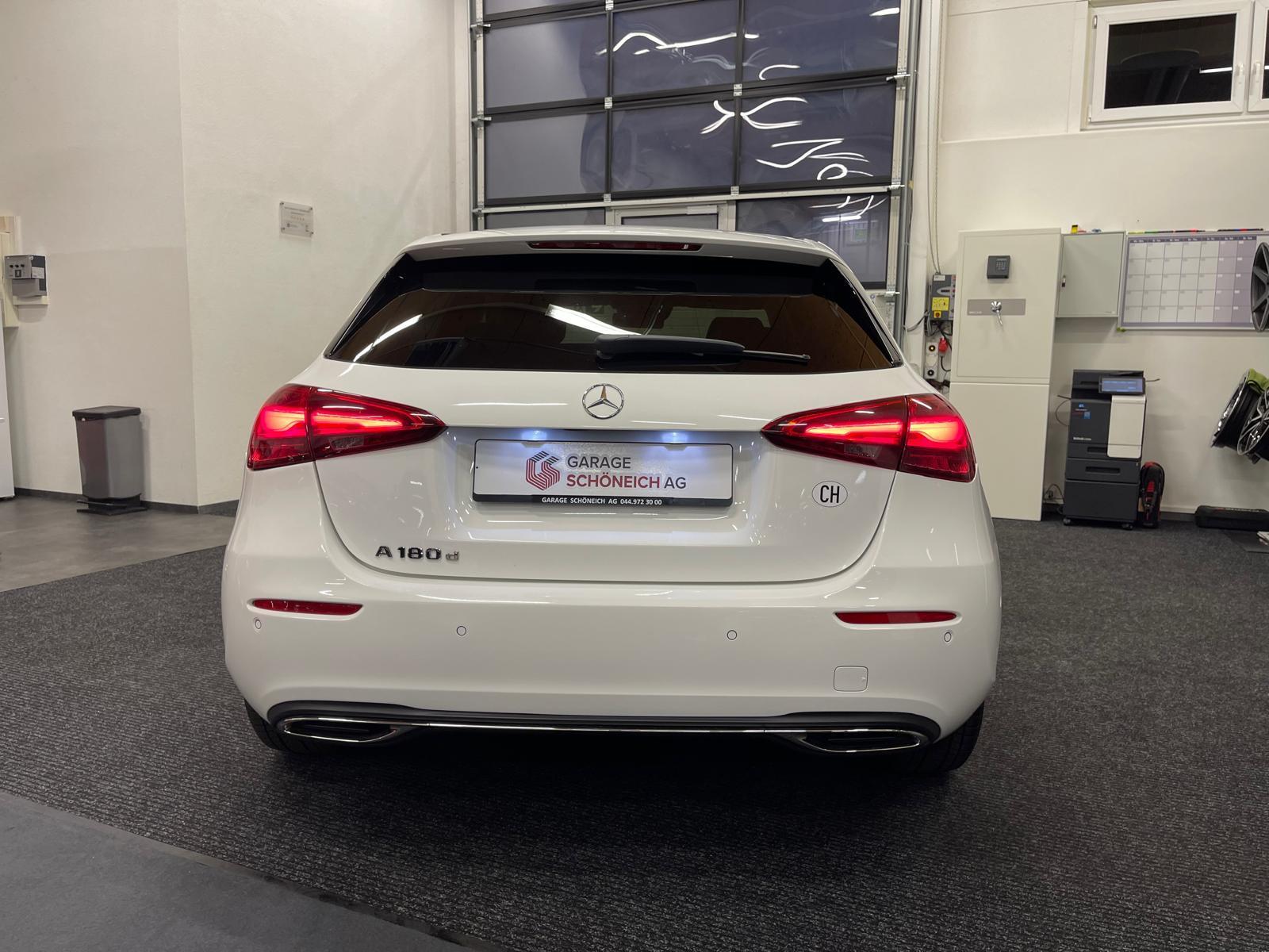 MERCEDES-BENZ A 180 d Progressive-image-5