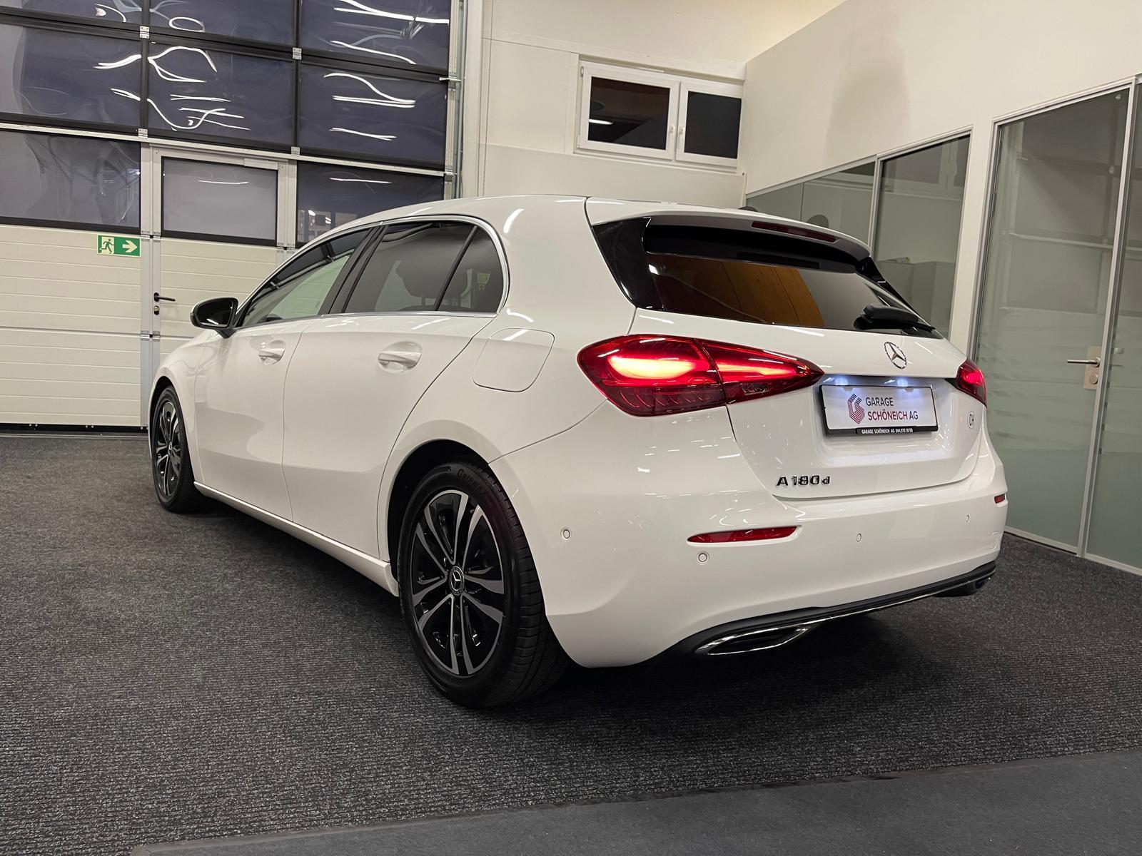 MERCEDES-BENZ A 180 d Progressive-image-6