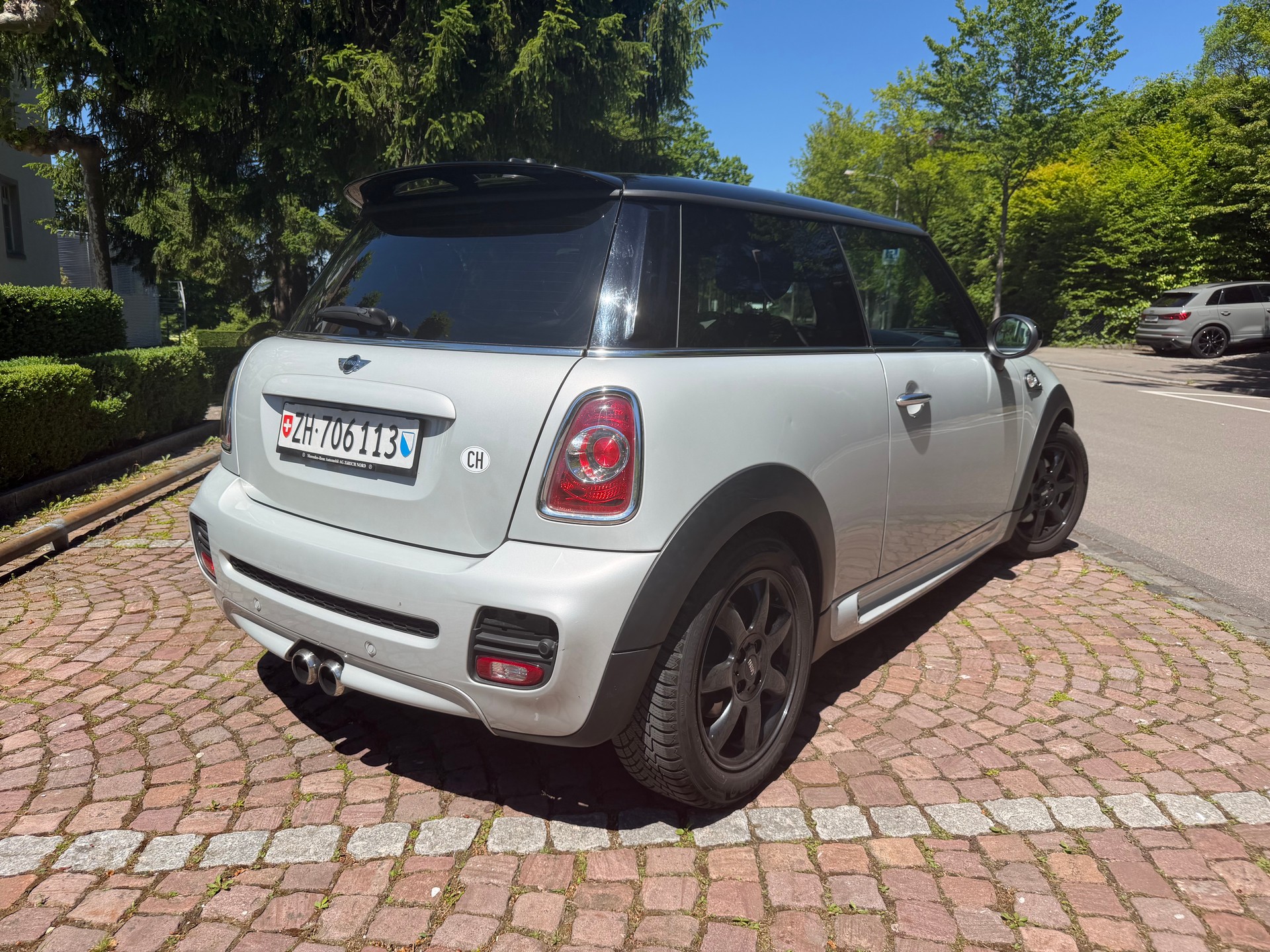 MINI 1.6i Cooper S-image-1