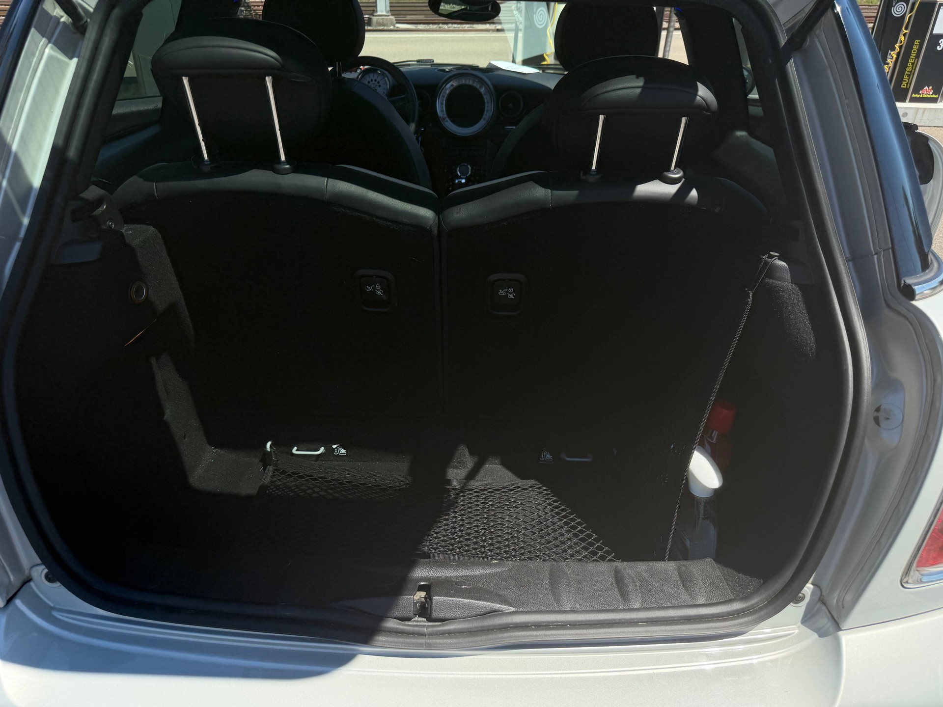 MINI 1.6i Cooper S-image-3