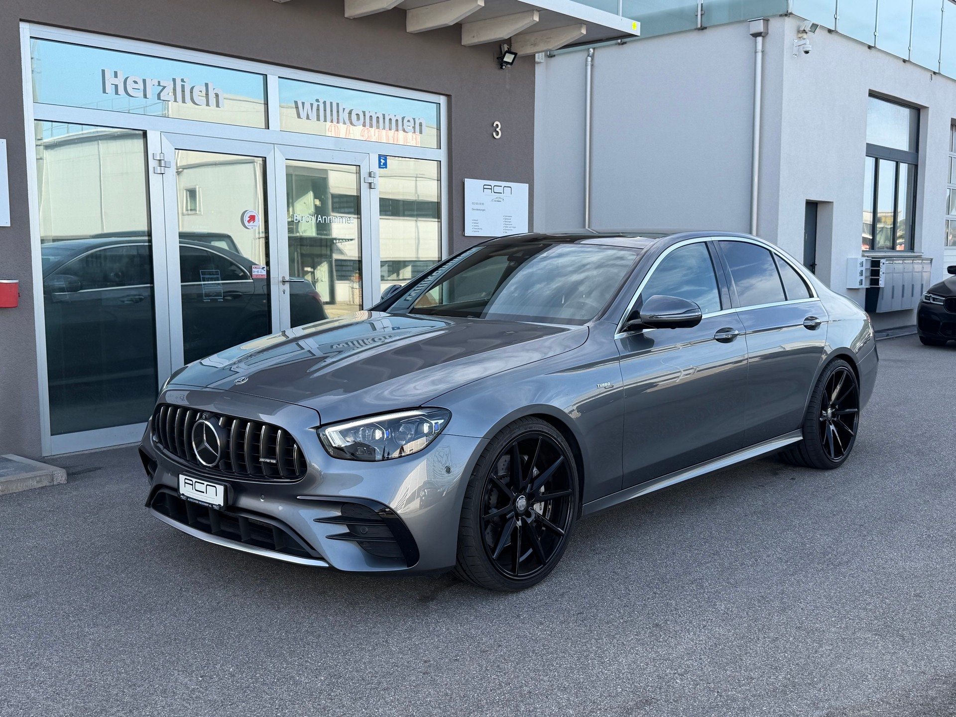 MERCEDES-BENZ AMG E 53 4Matic+ Speedshift 9G-TCT-image-2