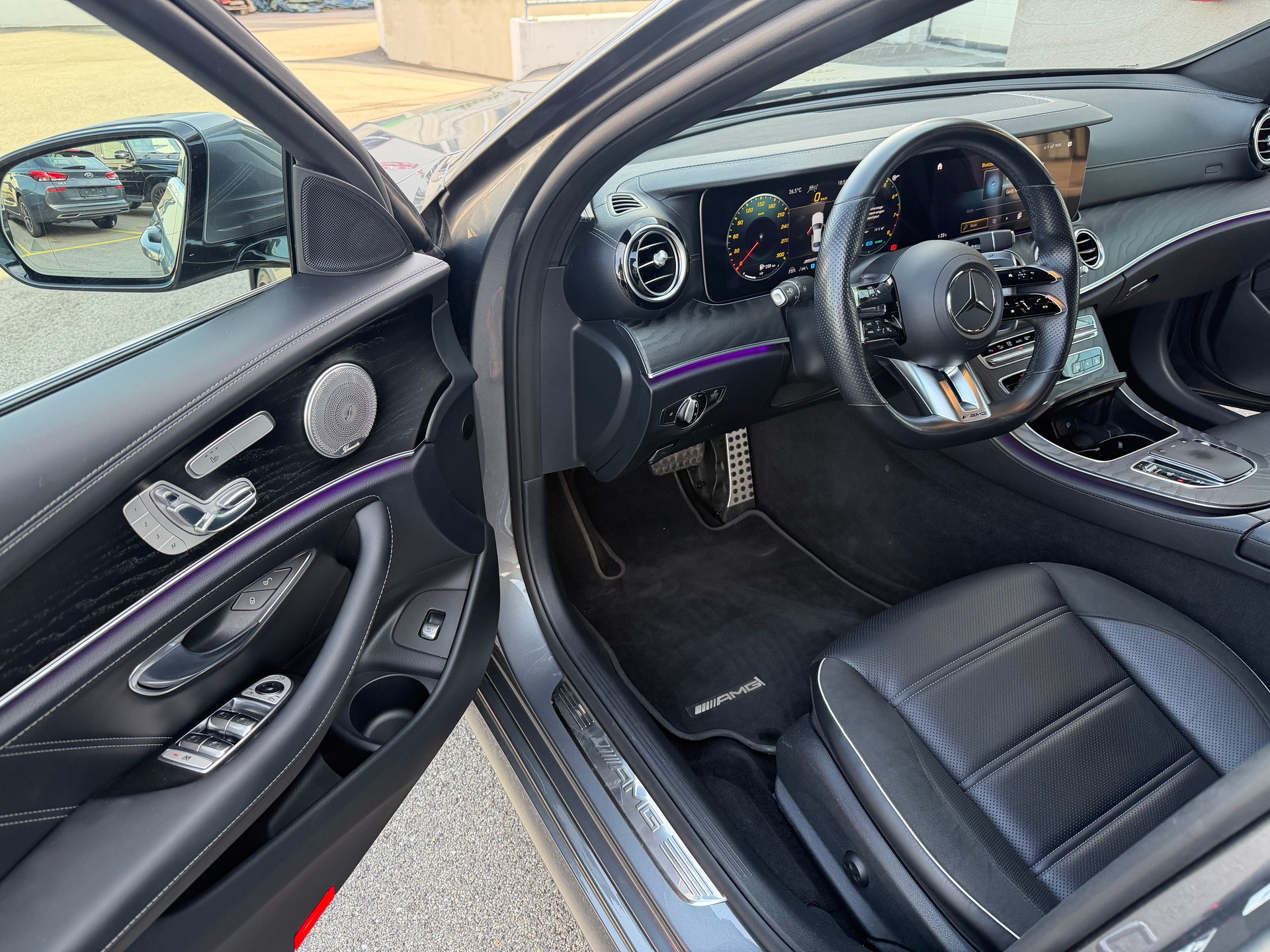 MERCEDES-BENZ AMG E 53 4Matic+ Speedshift 9G-TCT-image-7