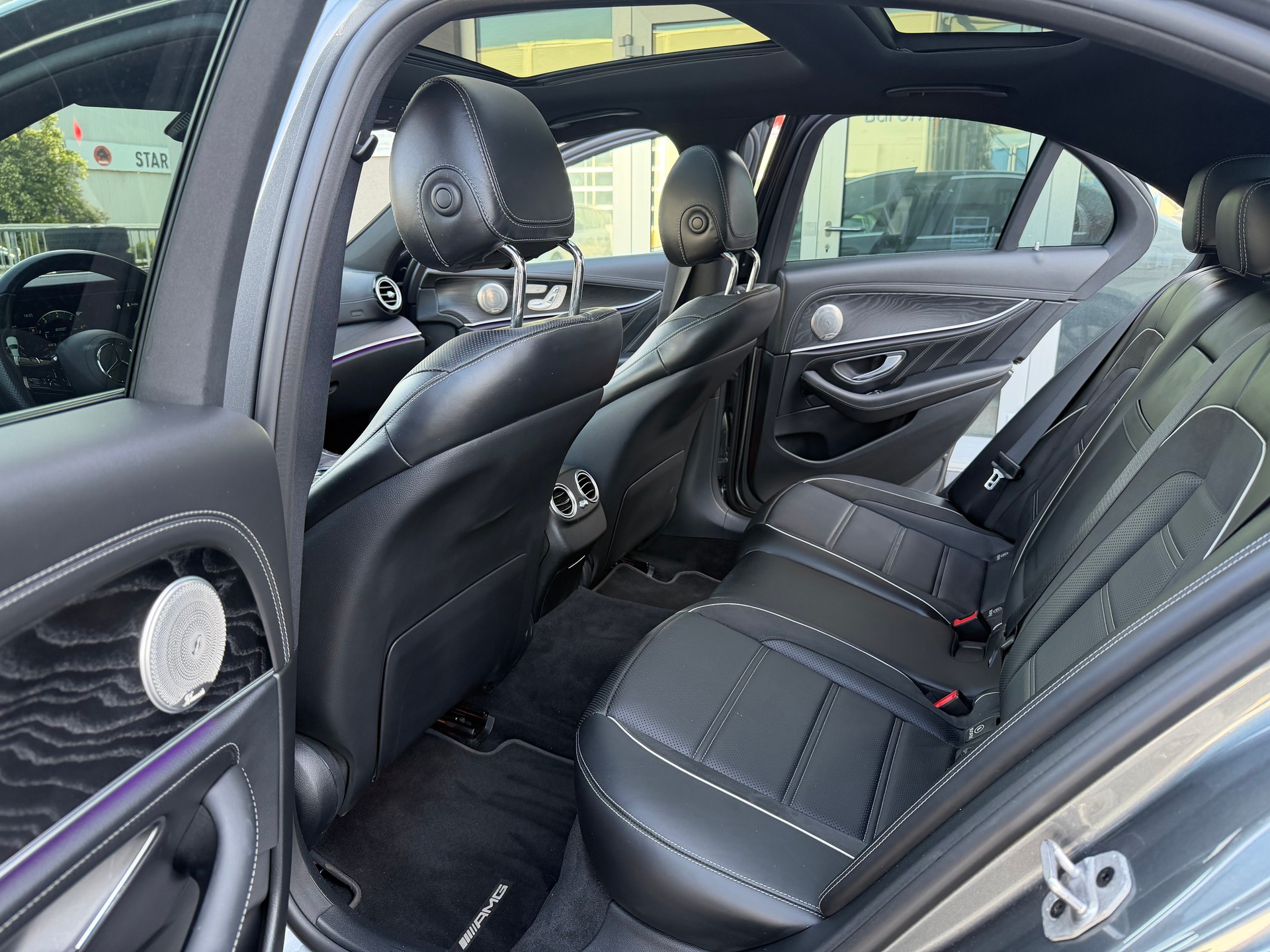 MERCEDES-BENZ AMG E 53 4Matic+ Speedshift 9G-TCT-image-11