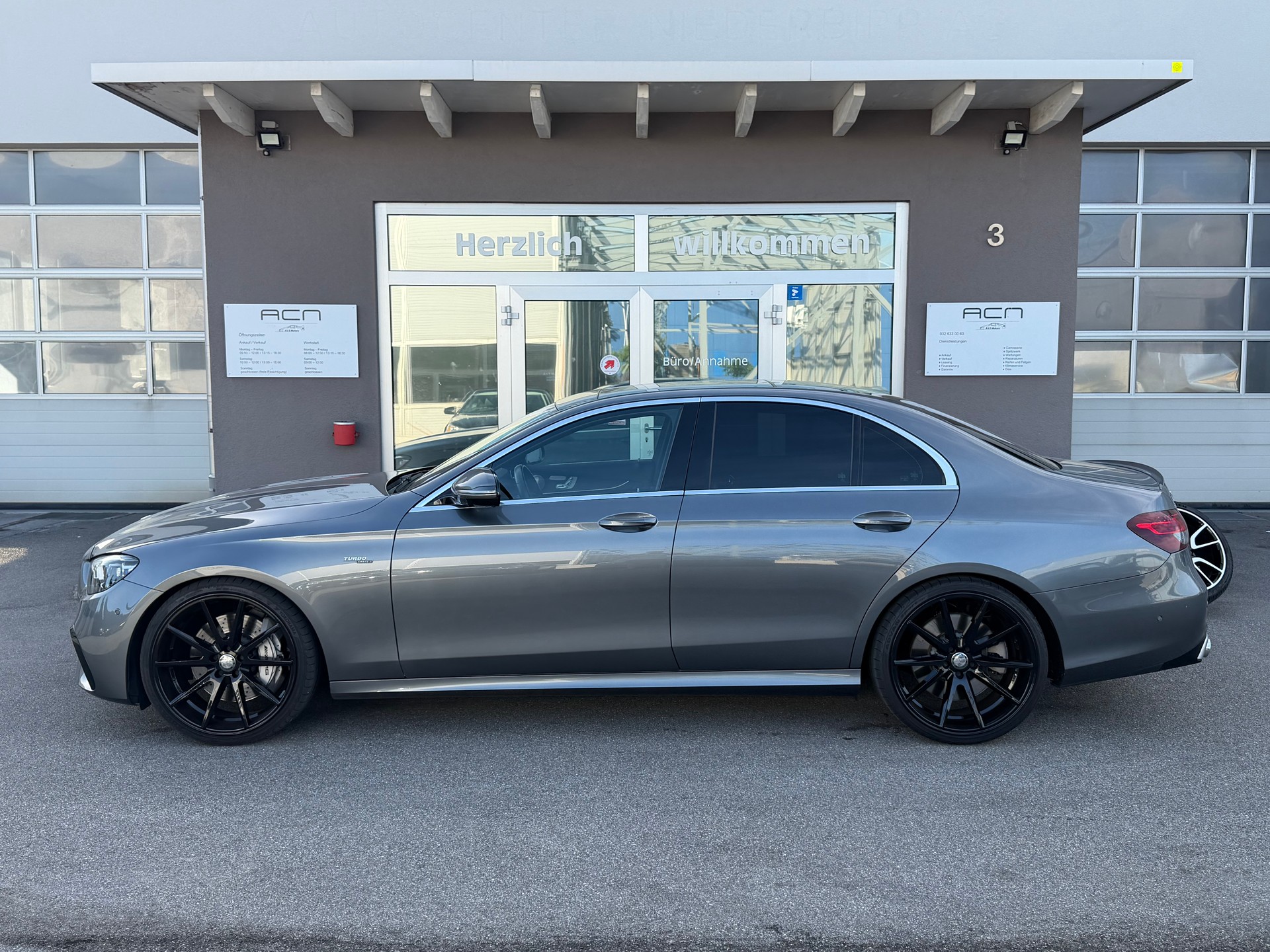 MERCEDES-BENZ AMG E 53 4Matic+ Speedshift 9G-TCT-image-3