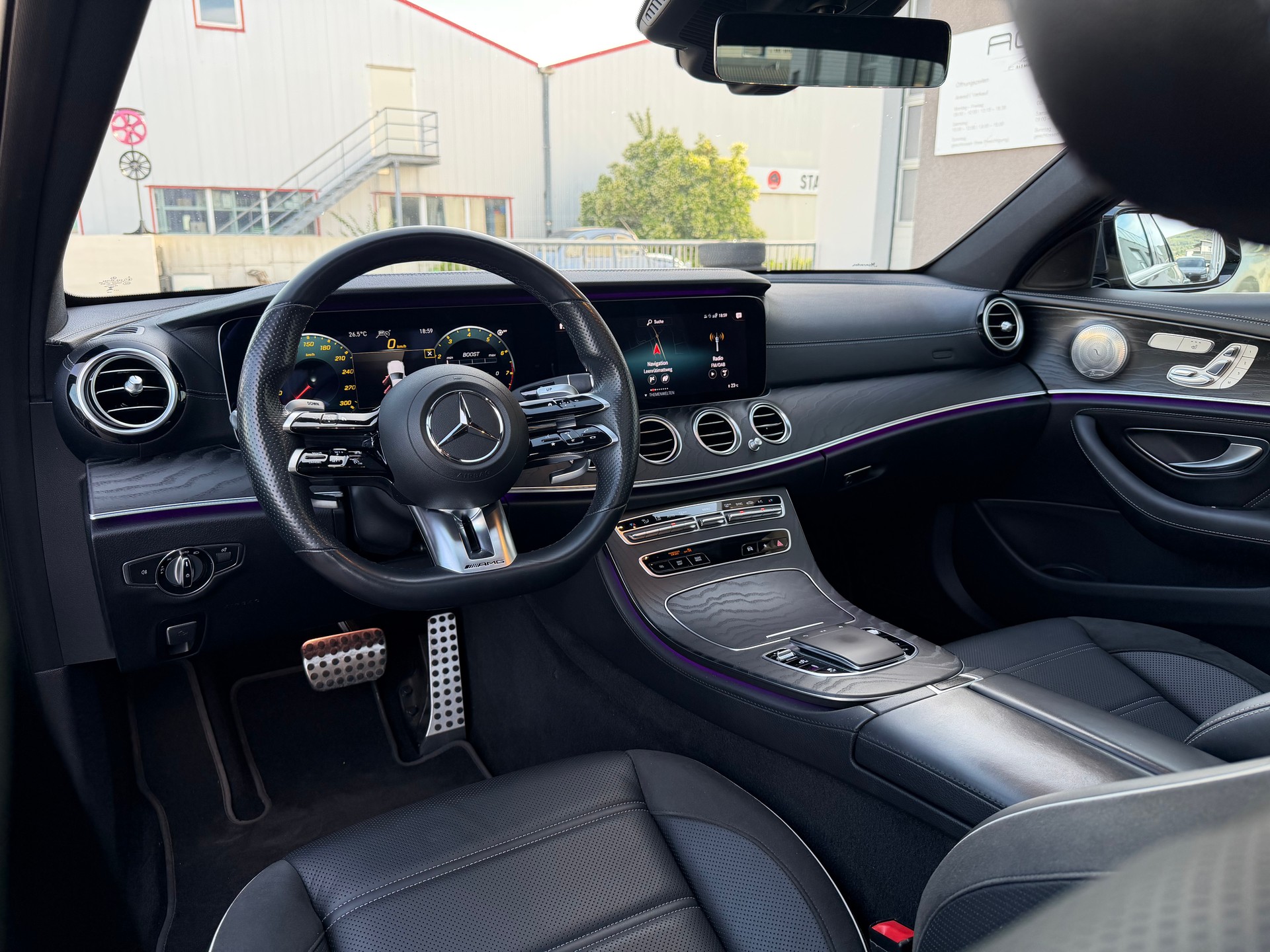 MERCEDES-BENZ AMG E 53 4Matic+ Speedshift 9G-TCT-image-17