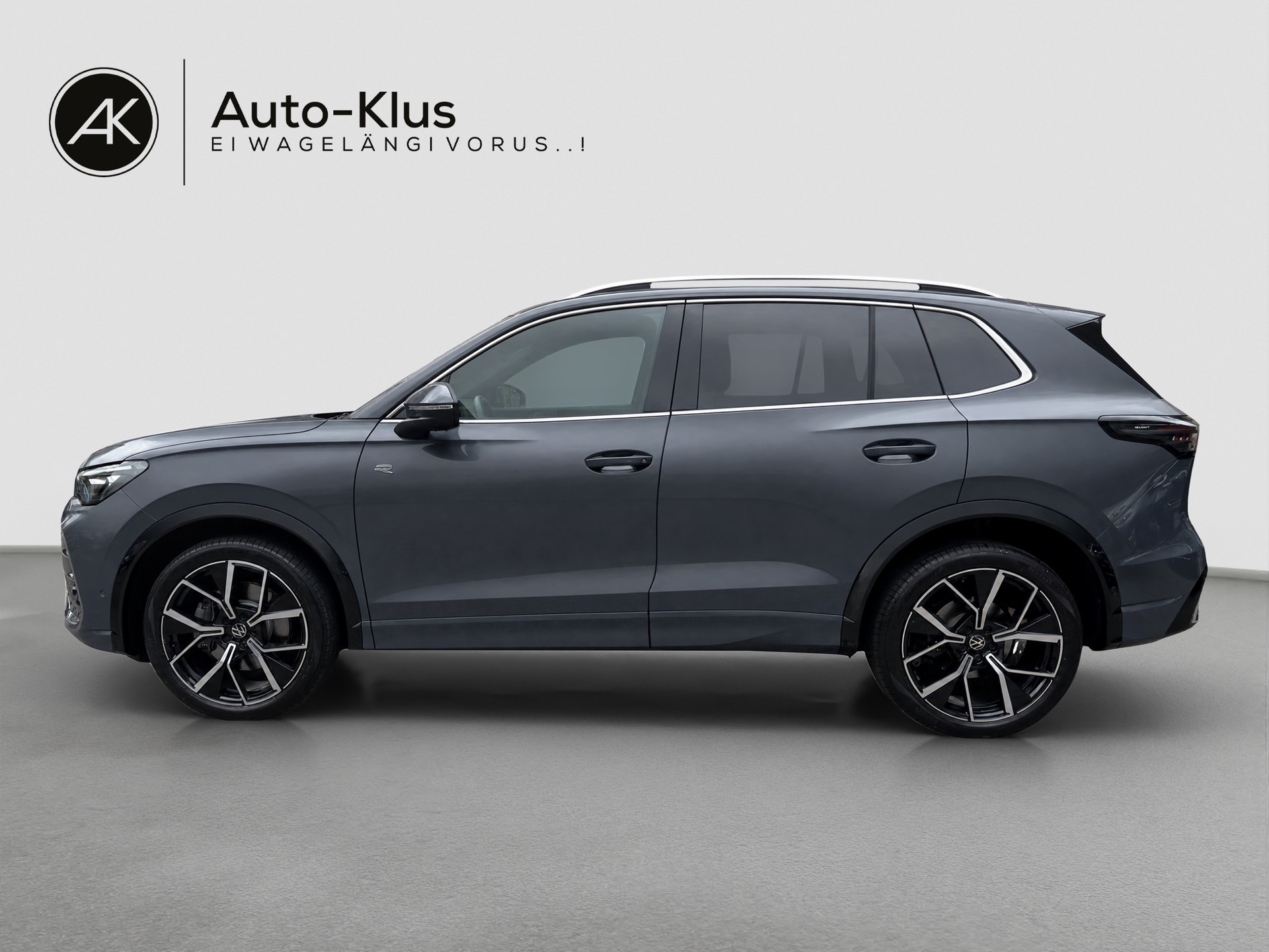 VW Tiguan 2.0 TDI SCR R-Line 4Motion DSG-image-2