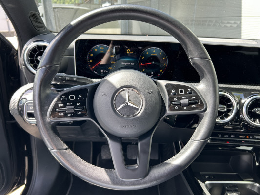 MERCEDES-BENZ A 160 Style-image-8