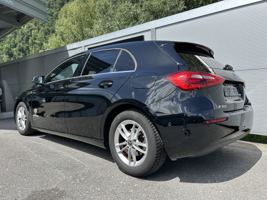 MERCEDES-BENZ A 160 Style-image-3
