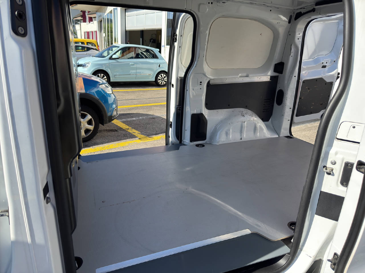 CITROEN Jumpy Kaw. M 1.5 BlueHDi 120 C-image-6