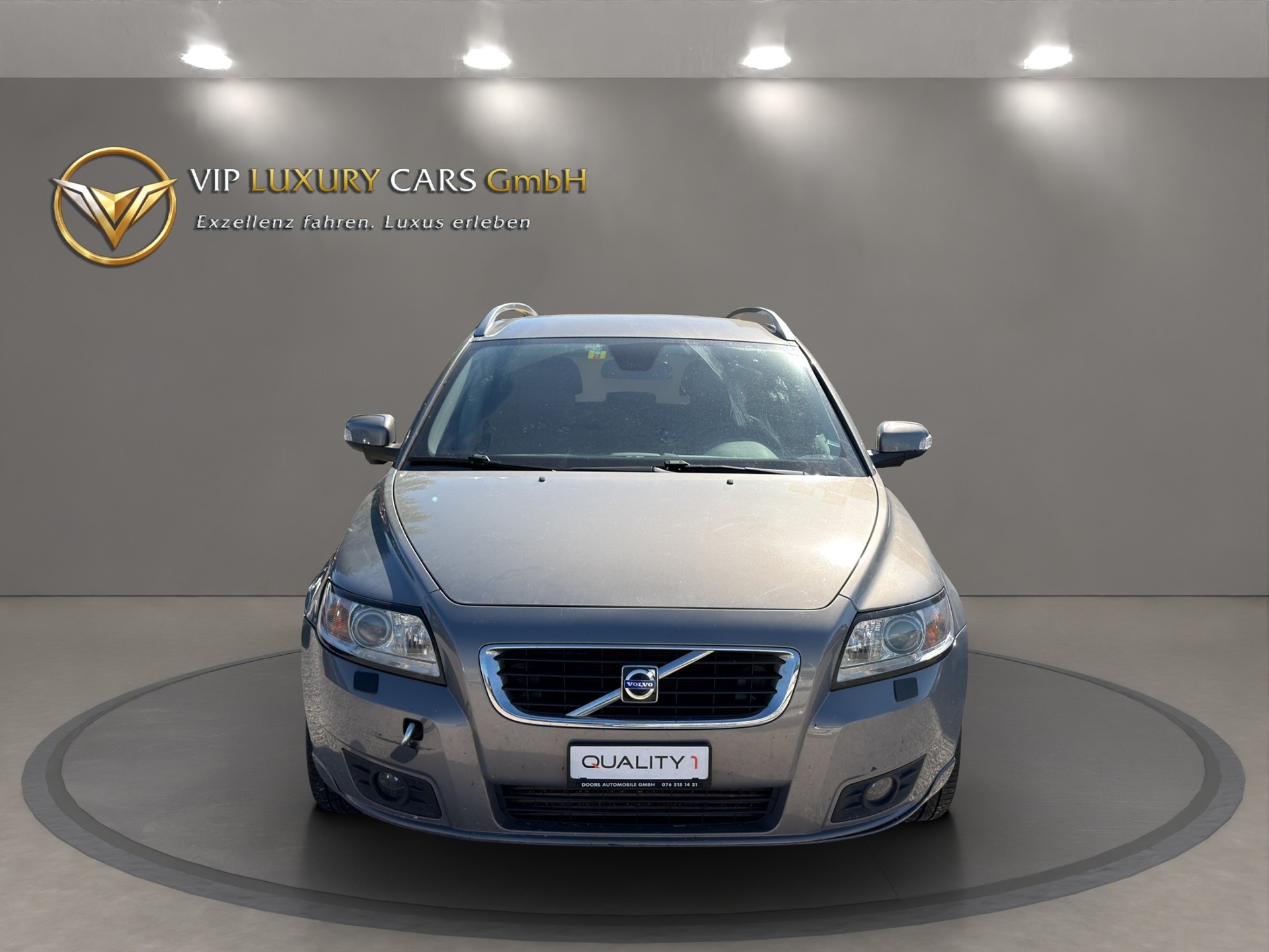 VOLVO V50 D5 Summum Geartronic-image-3