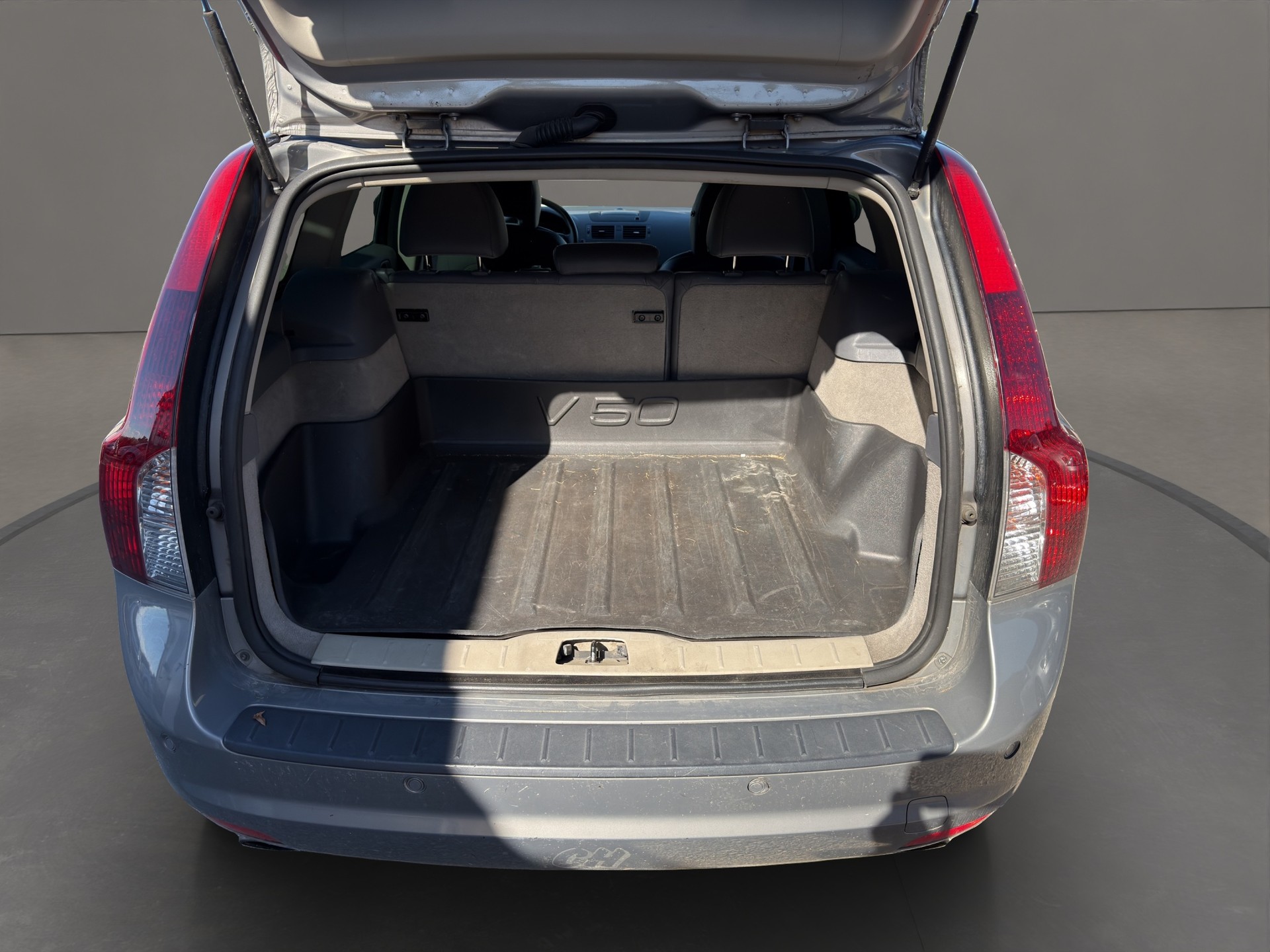 VOLVO V50 D5 Summum Geartronic-image-14