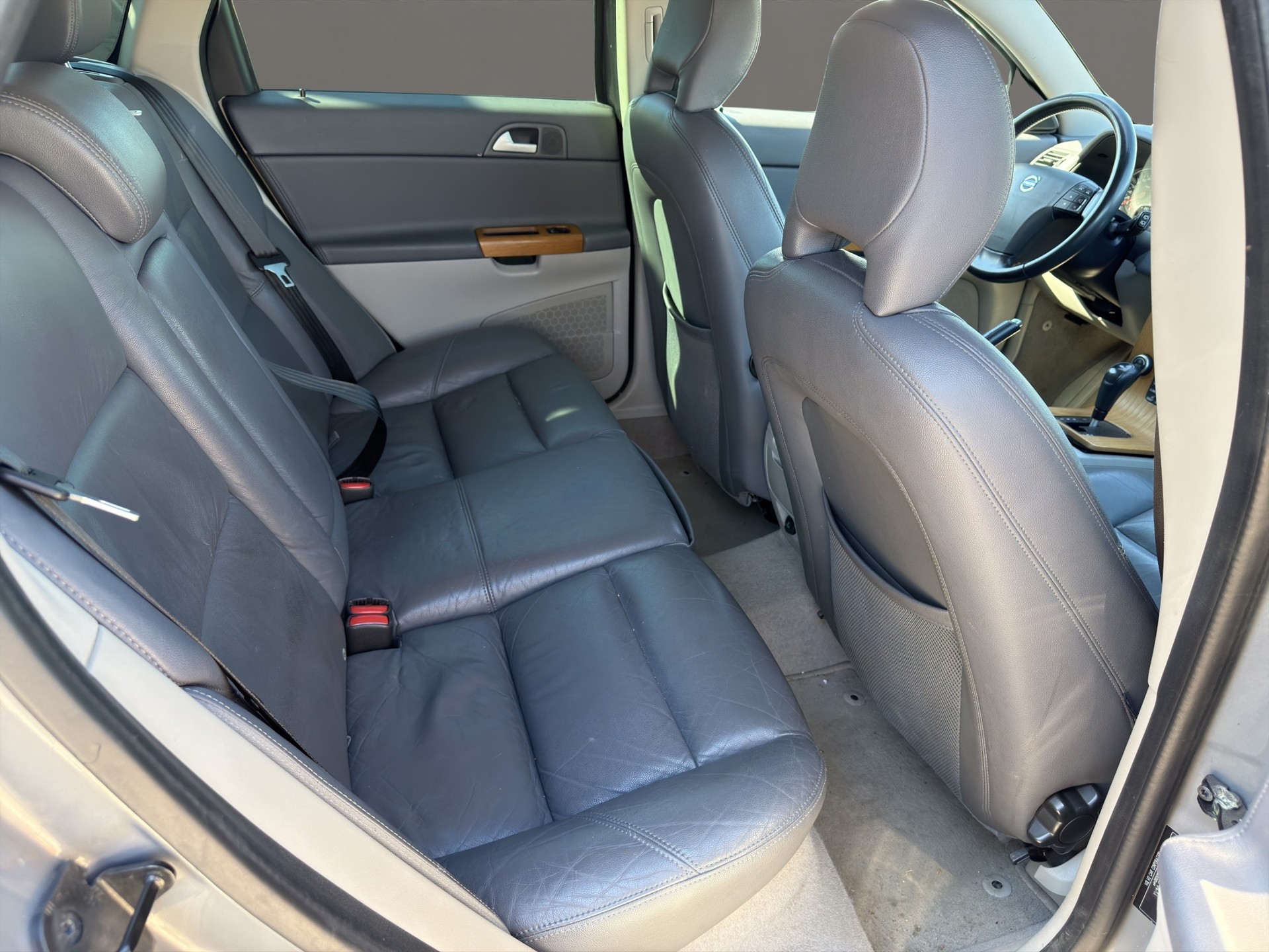VOLVO V50 D5 Summum Geartronic-image-12