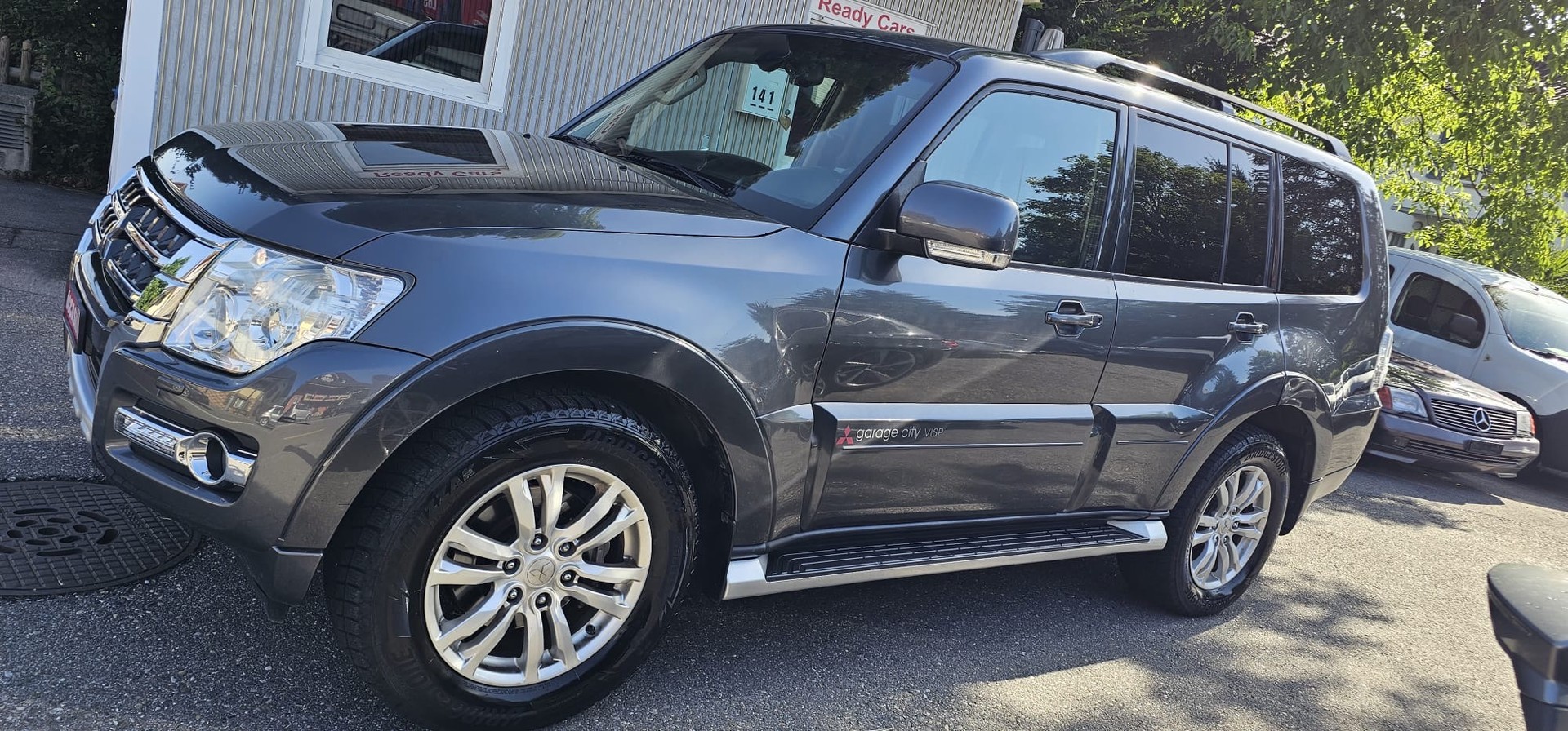 MITSUBISHI Pajero 3.2 DI-D Style Automatic-image-1