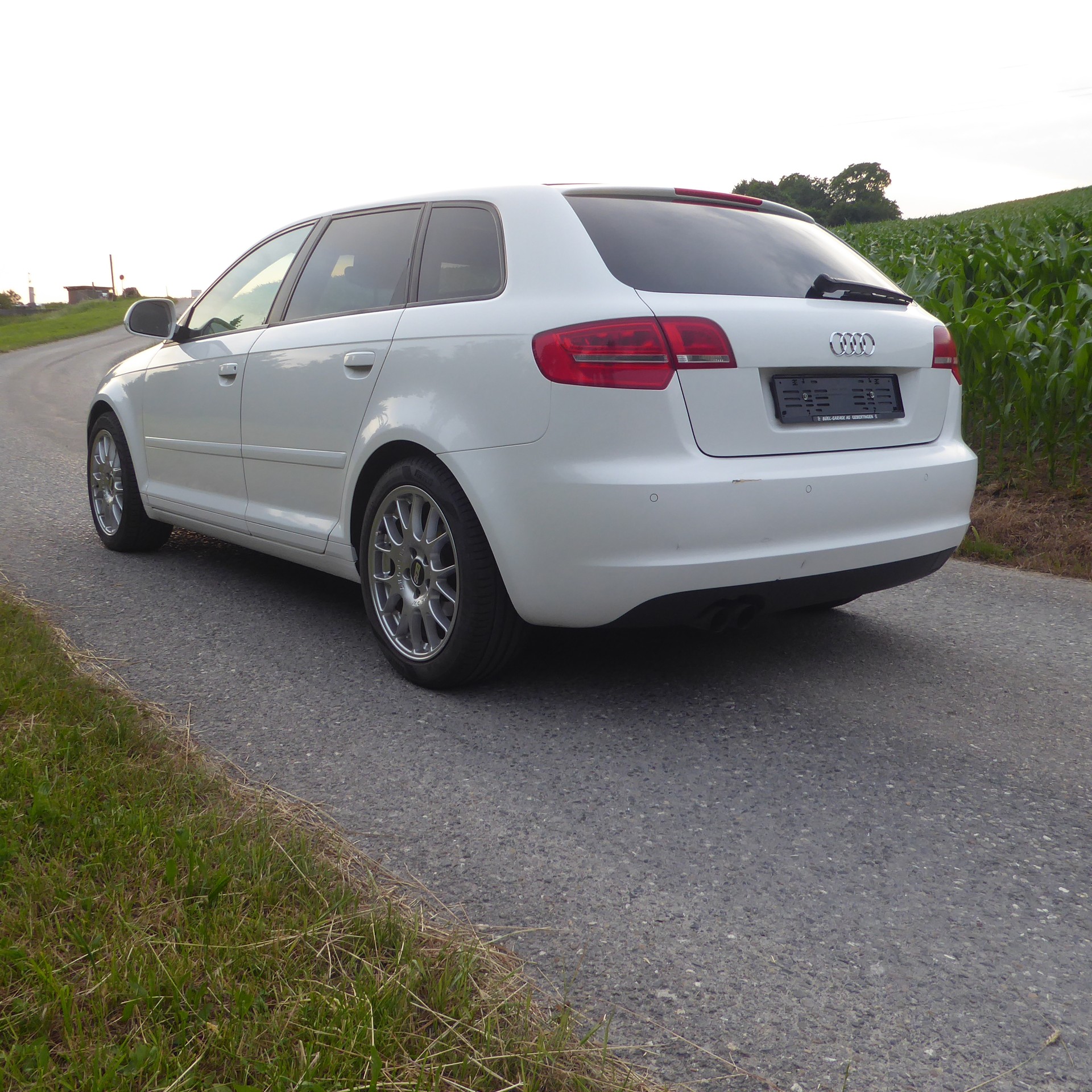 AUDI A3 Sportback 1.4 Turbo FSI Ambiente-image-3