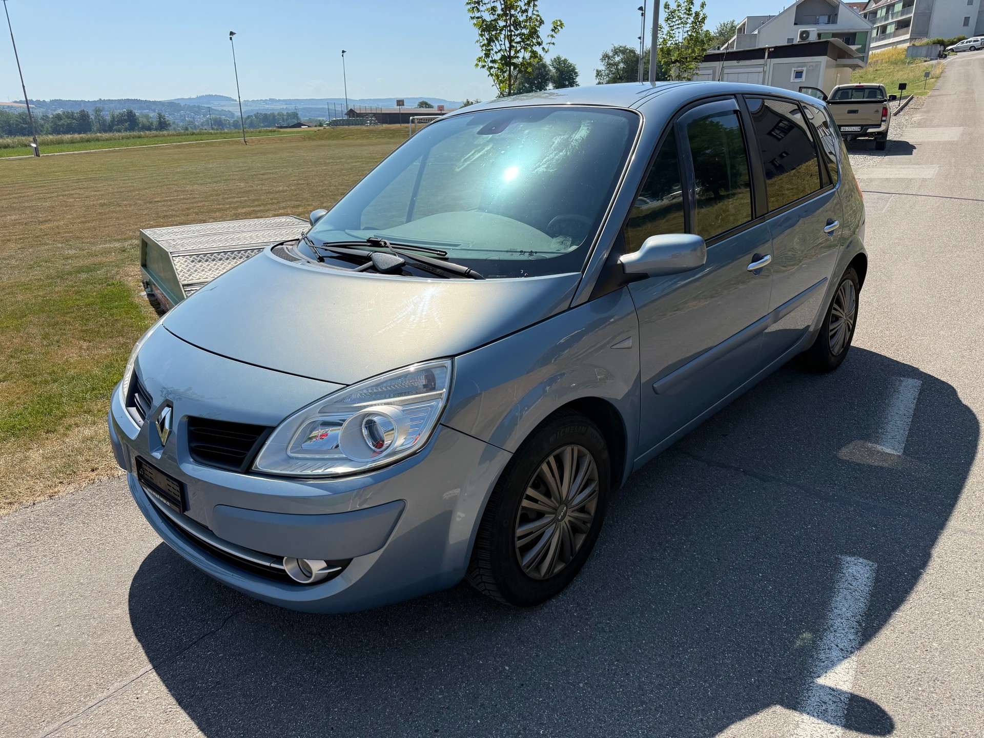 RENAULT Scénic 2.0 16V Dynamique-image-0