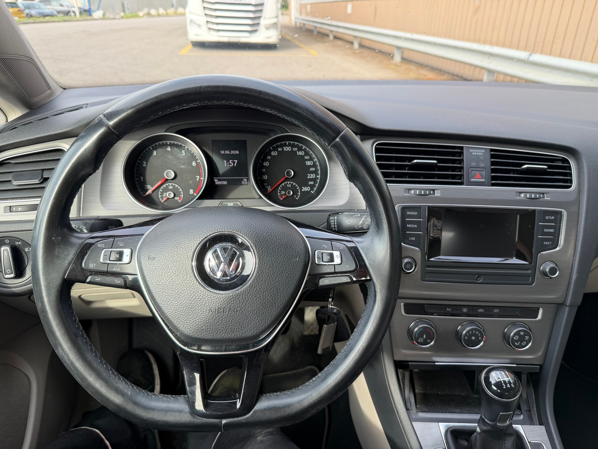 VW Golf 1.4 TSI Highline-image-8