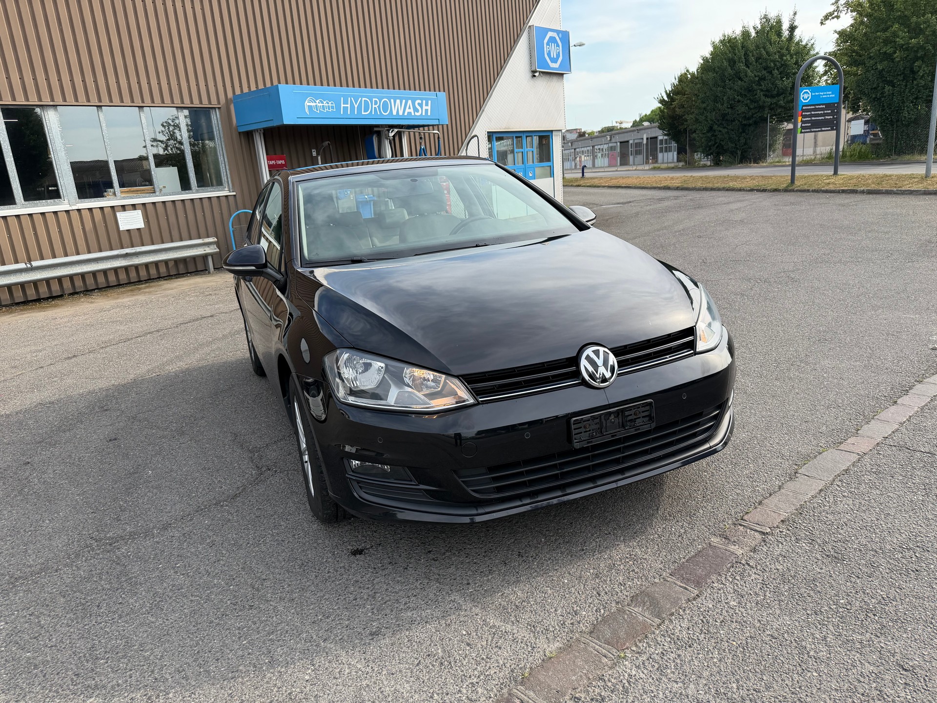 VW Golf 1.4 TSI Highline-image-2