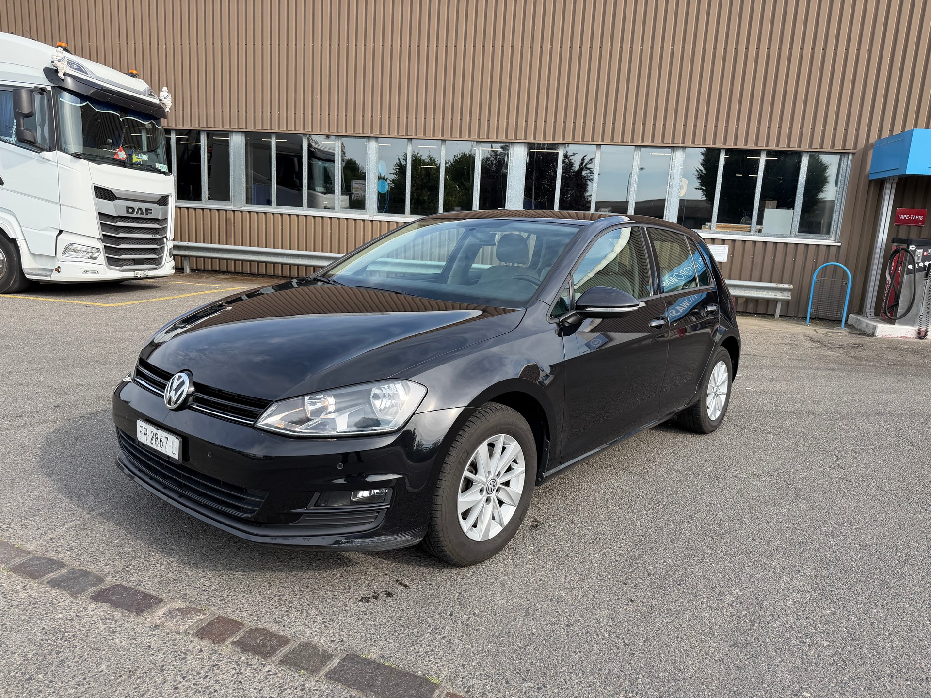 VW Golf 1.4 TSI Highline-image-1