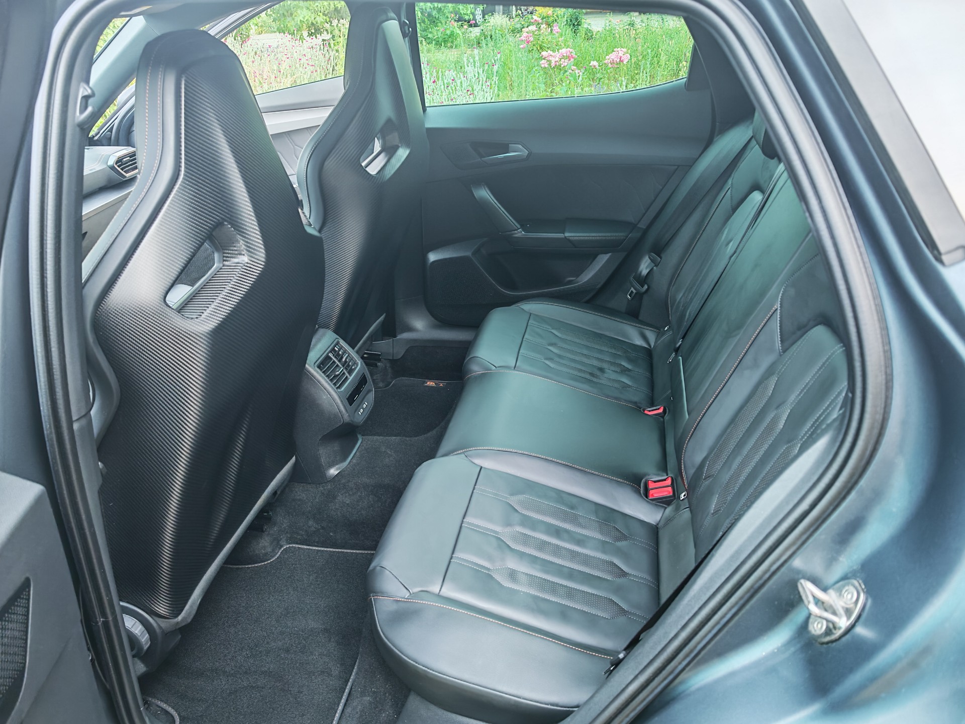 CUPRA 2.5 TSI VZ5 4Drive DSG-image-11