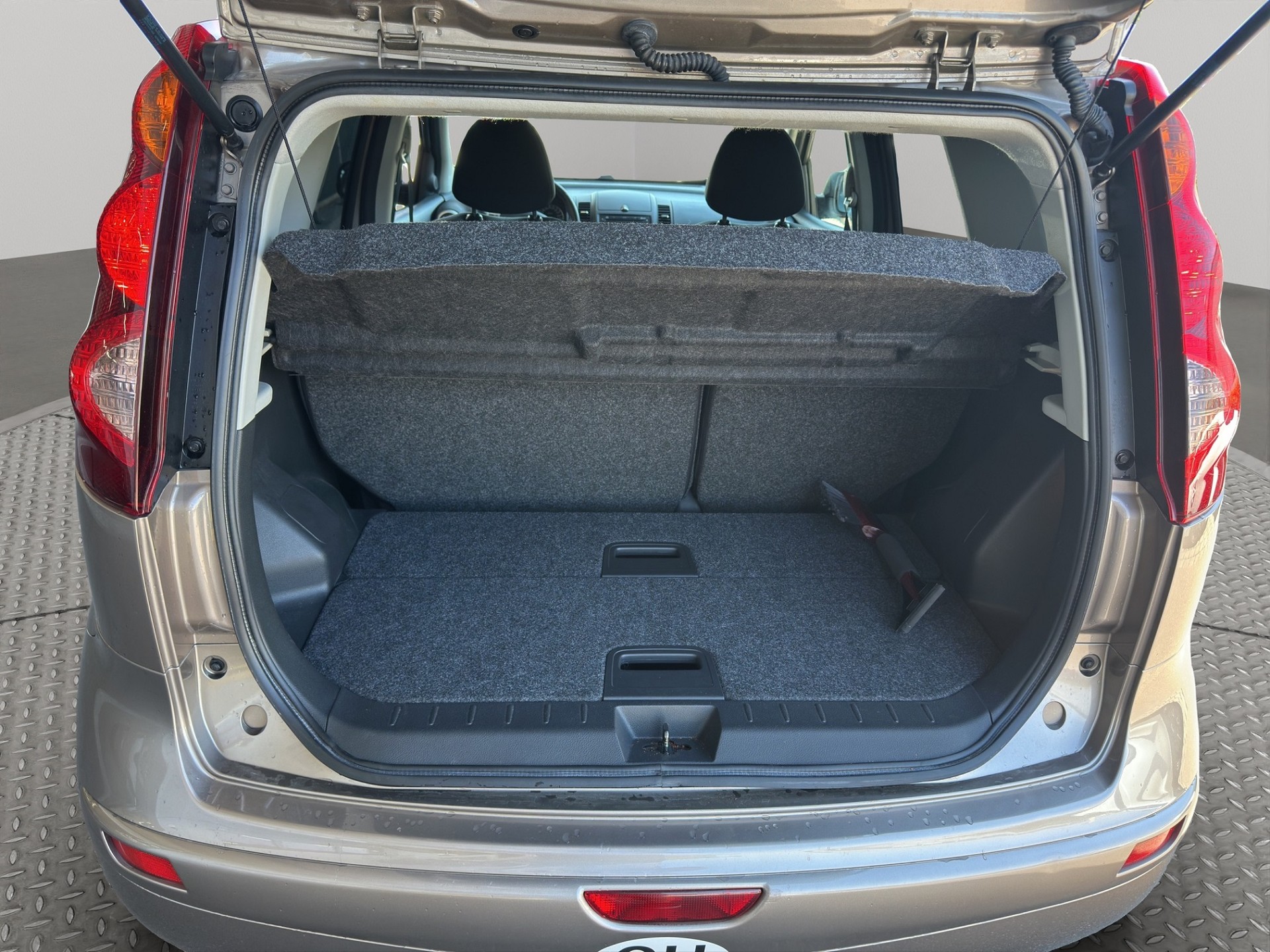 NISSAN Note 1.6 acenta-image-15
