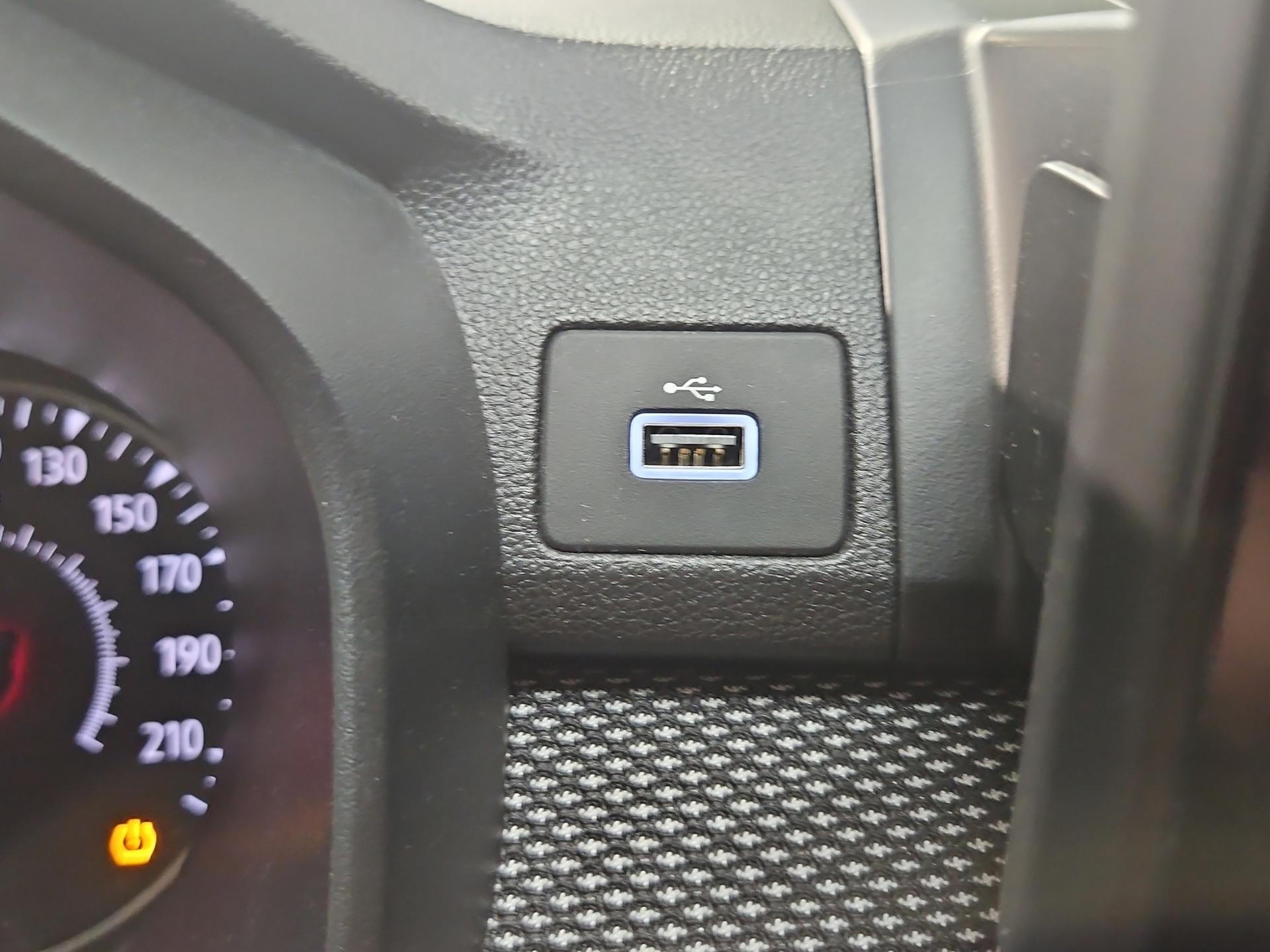 DACIA Sandero TCe 90 Comfort CVT-image-21