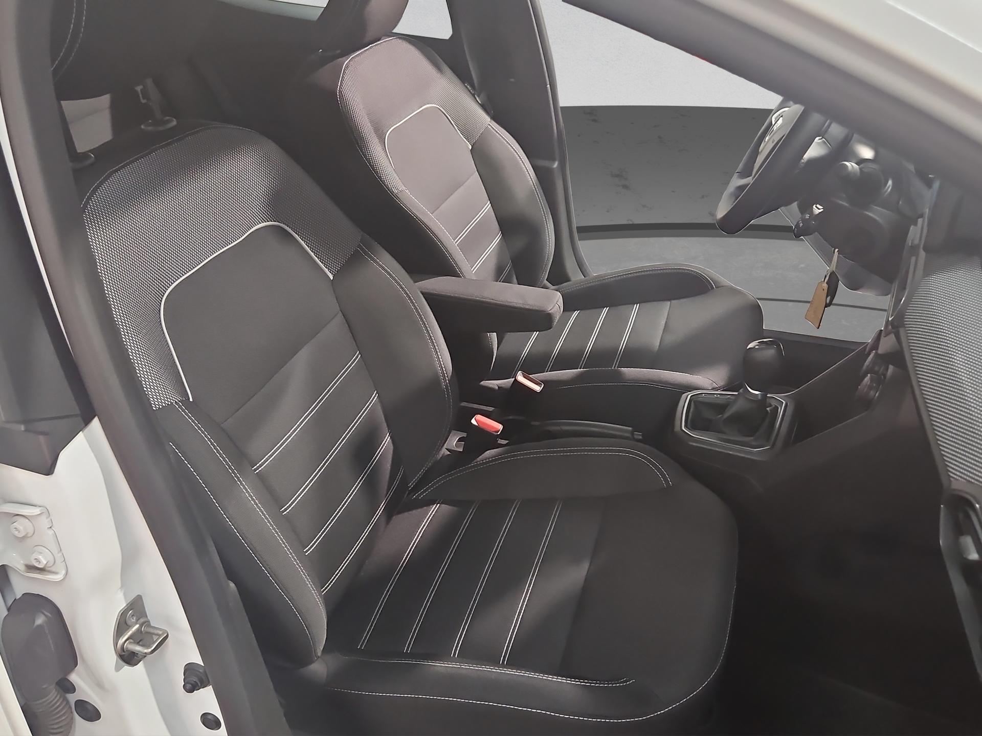DACIA Sandero TCe 90 Comfort CVT-image-16