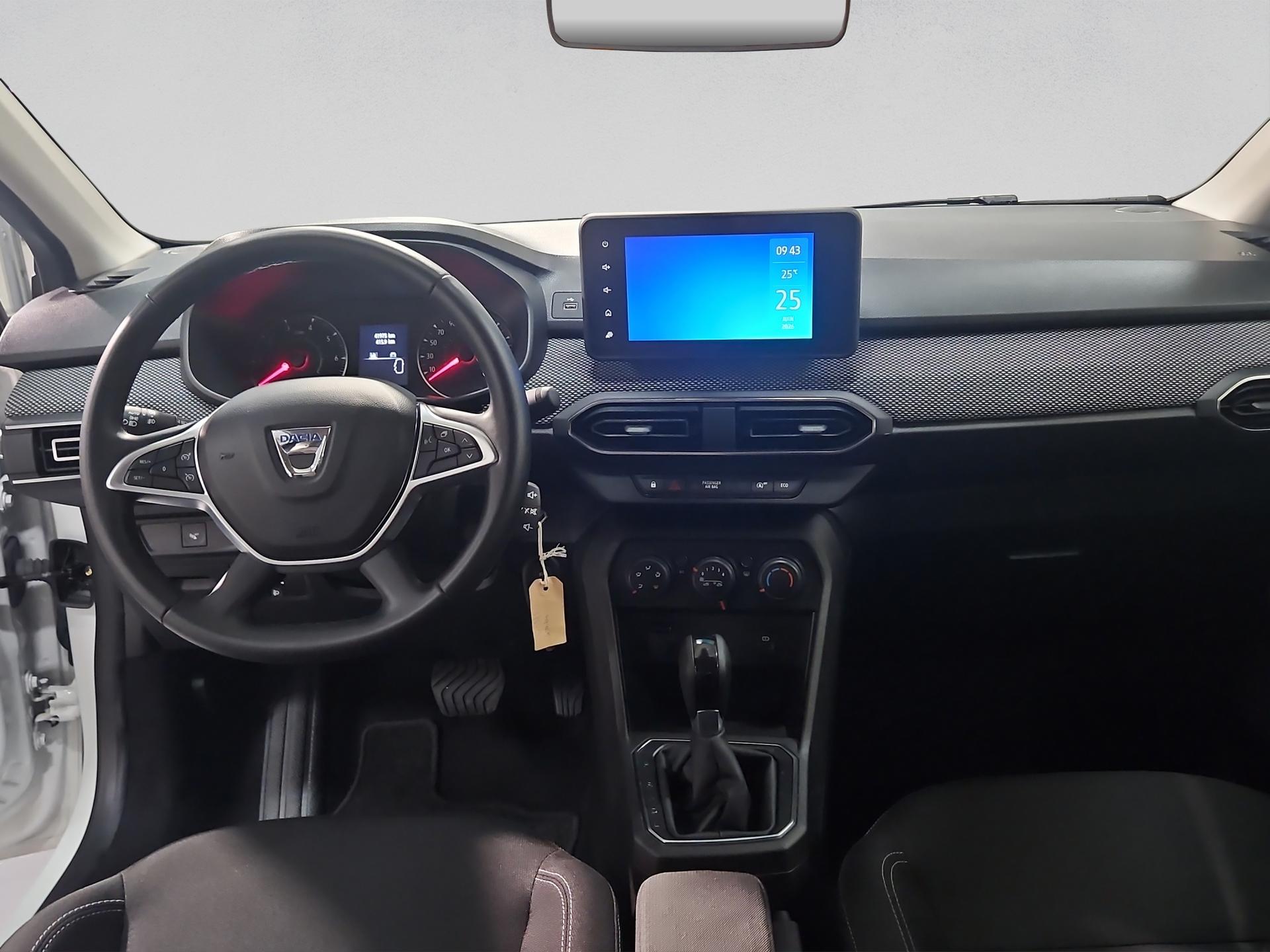 DACIA Sandero TCe 90 Comfort CVT-image-13