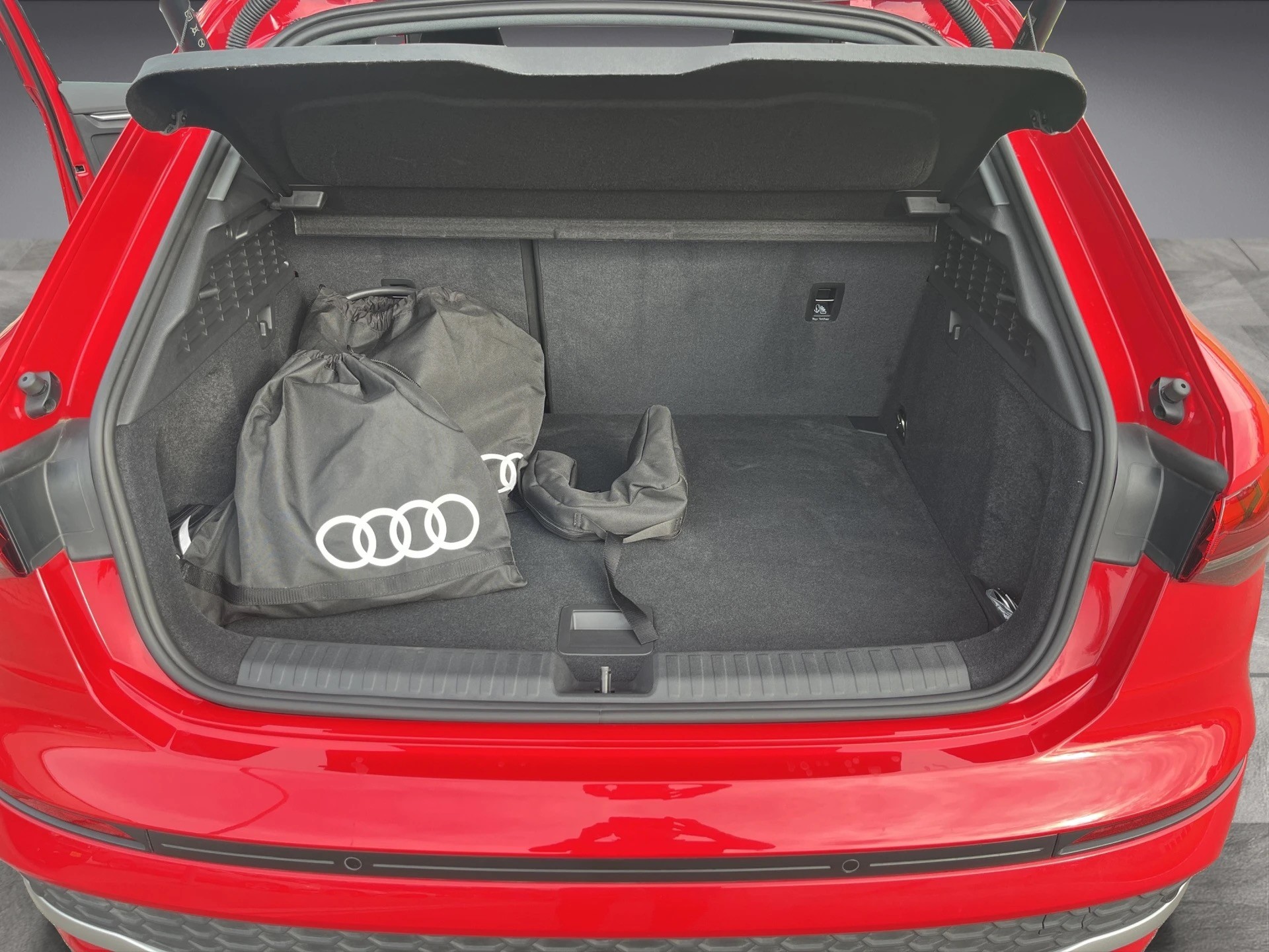 AUDI A3 Sportback 40 TFSI e advanced* Anhägerkupplung,Head up Display,ACC Tempomat,Np.71'300.-,6-Jahre Garantie*-image-8