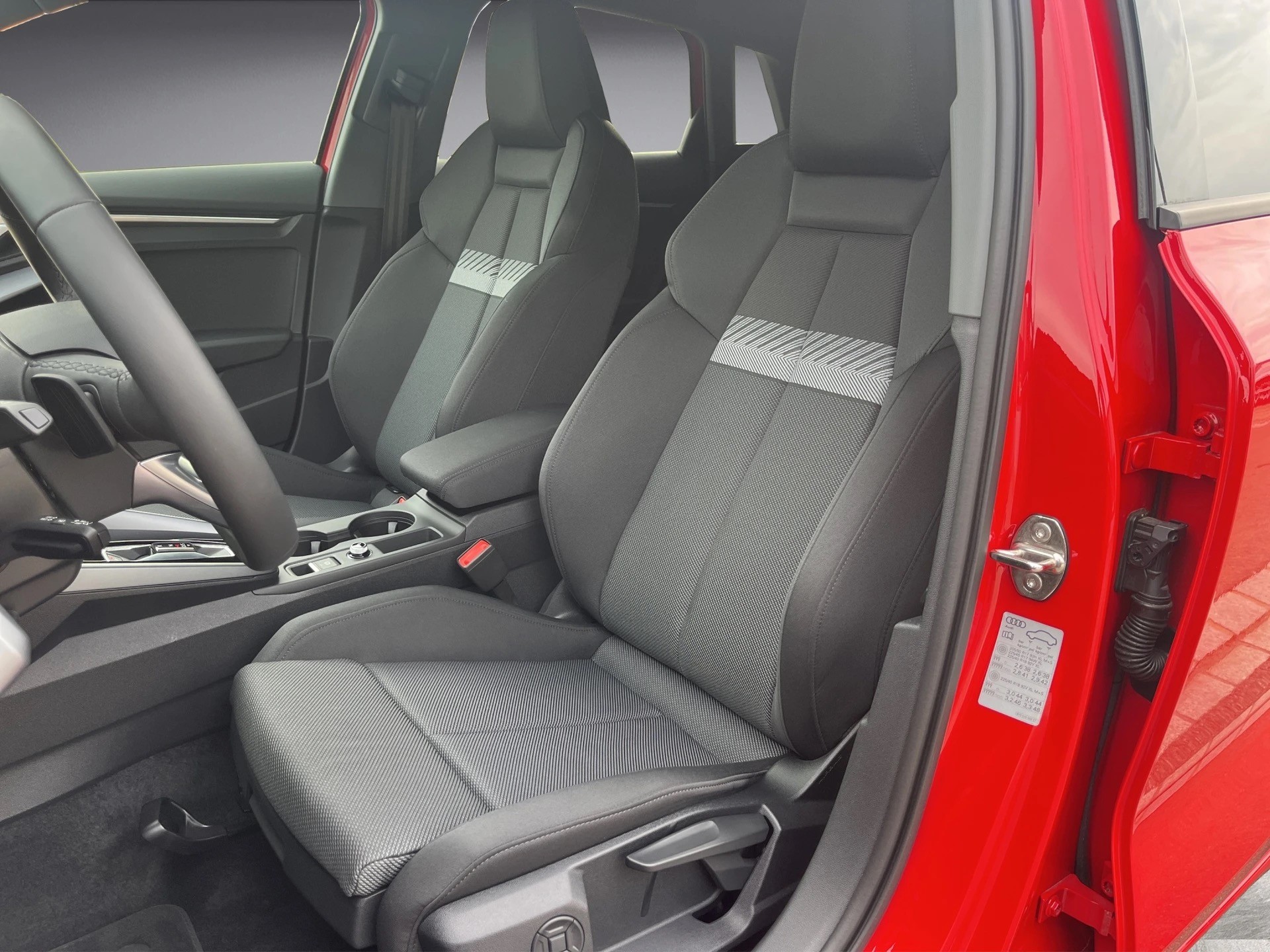 AUDI A3 Sportback 40 TFSI e advanced* Anhägerkupplung,Head up Display,ACC Tempomat,Np.71'300.-,6-Jahre Garantie*-image-6