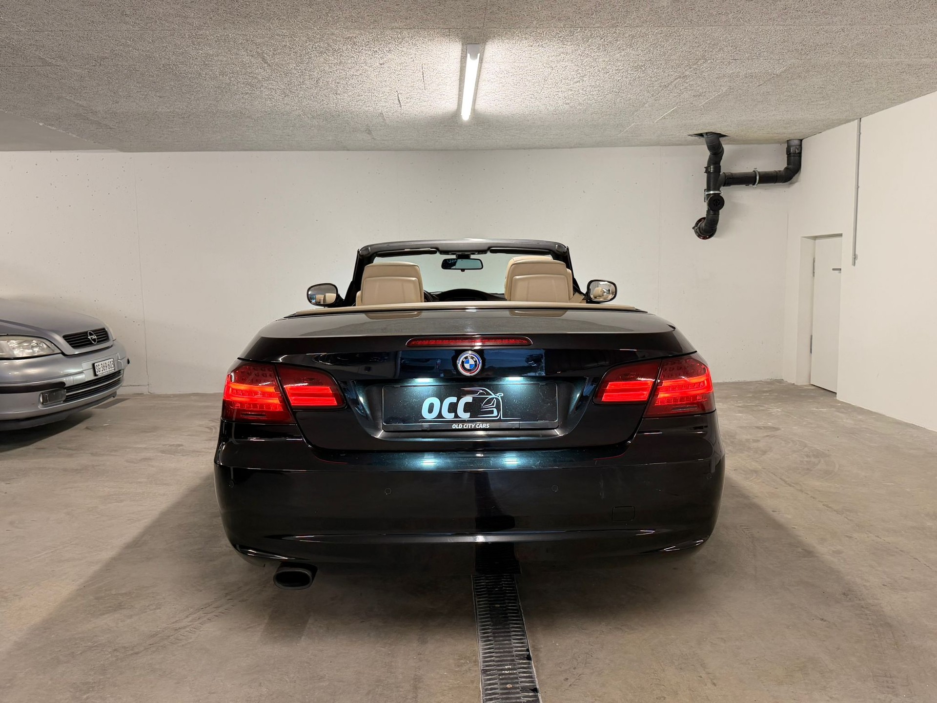 BMW 320d Cabriolet Steptronic-image-5