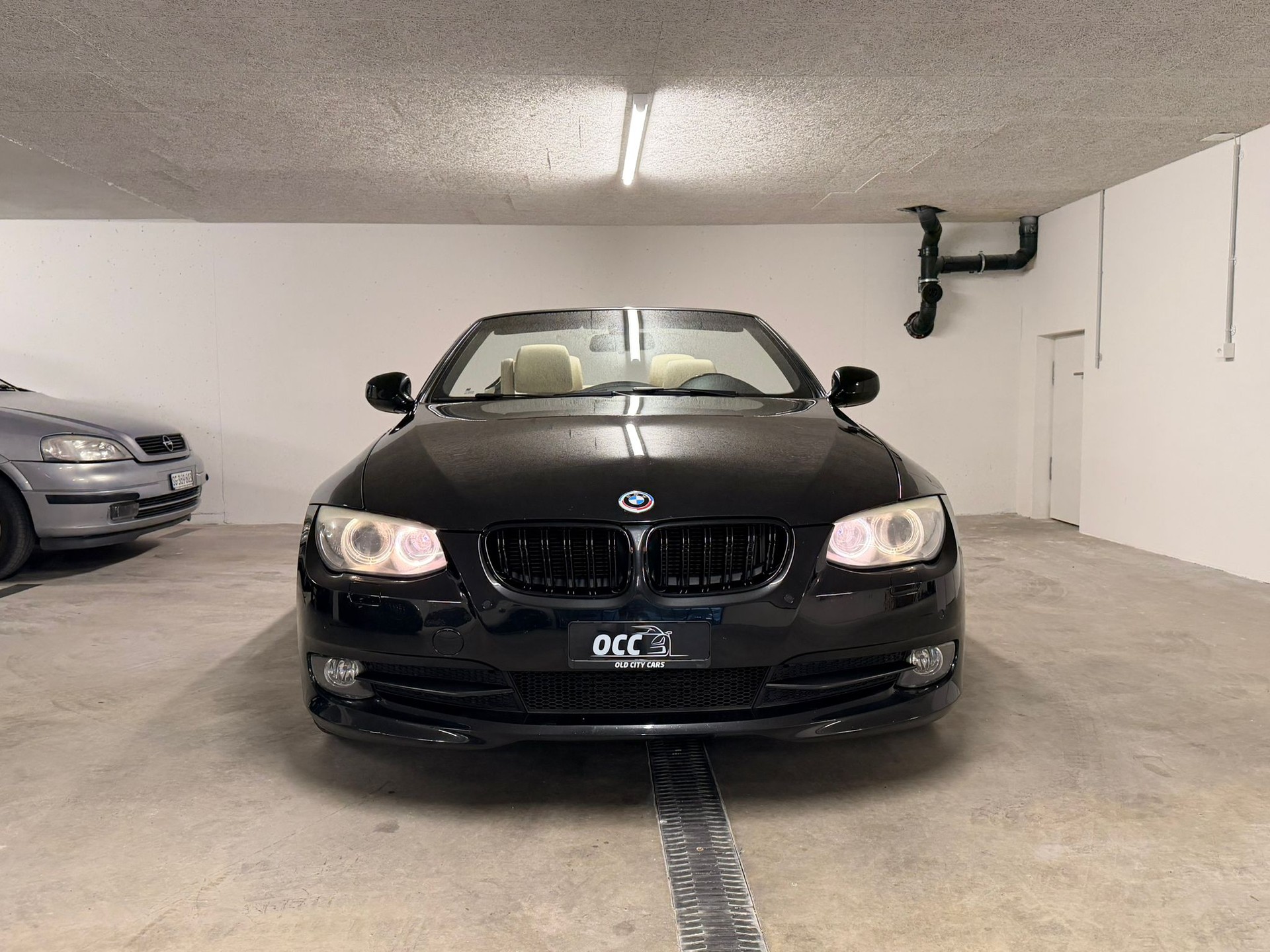 BMW 320d Cabriolet Steptronic-image-1