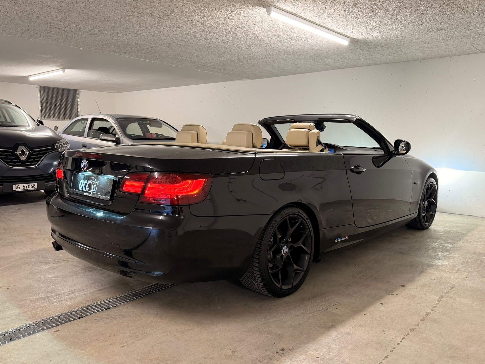 BMW 320d Cabriolet Steptronic-image-6