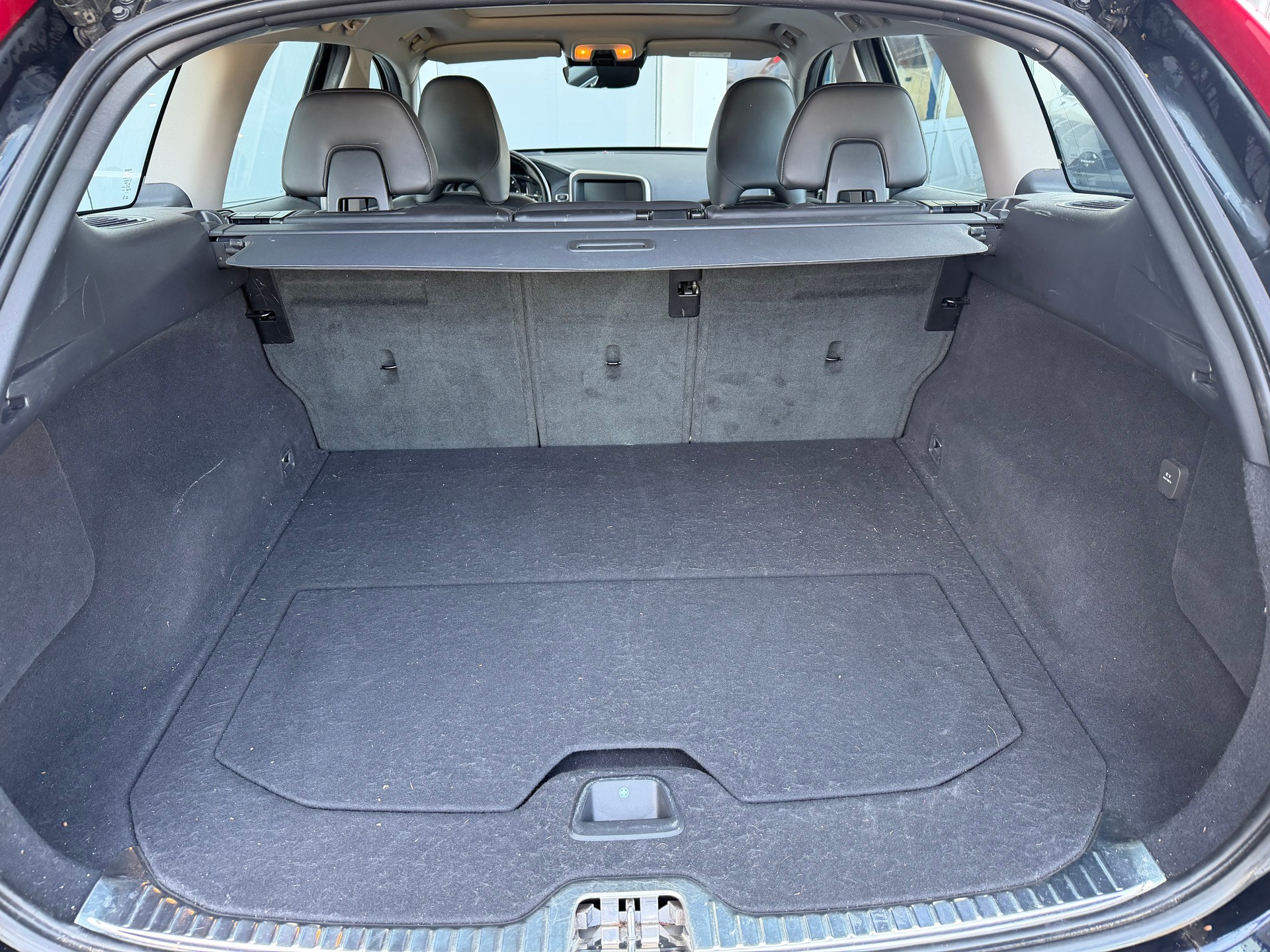 VOLVO XC60 D4 AWD Summum Geartronic-image-21