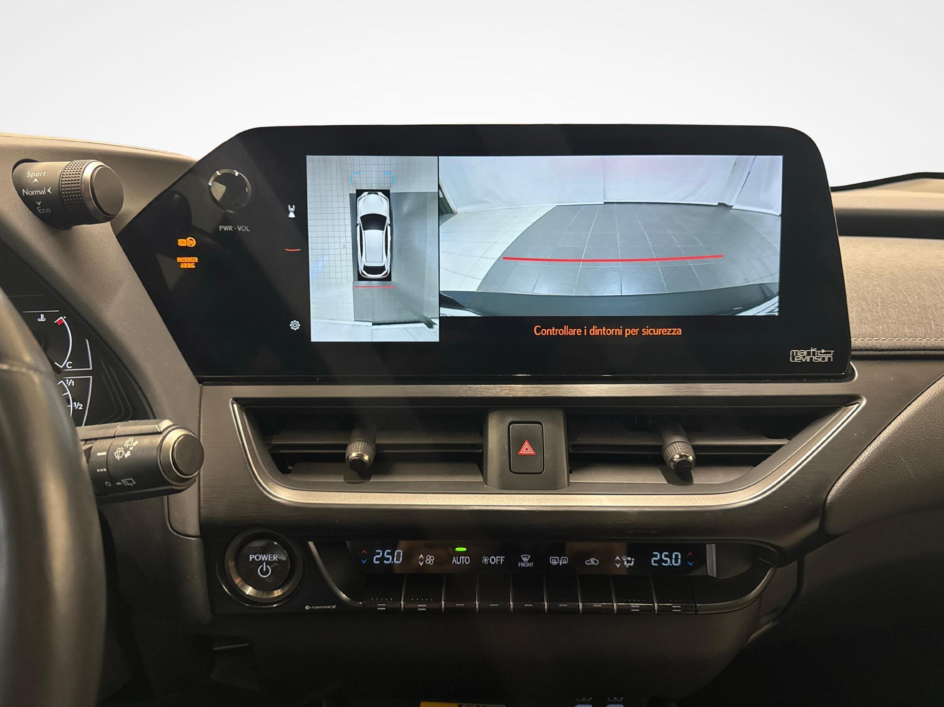 LEXUS UX 250h Excellence - Ruote invernali incluse-image-13