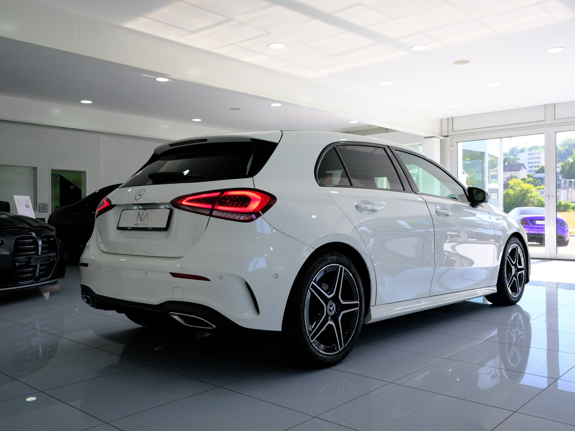MERCEDES-BENZ A 180 AMG Line 7G-DCT-image-5