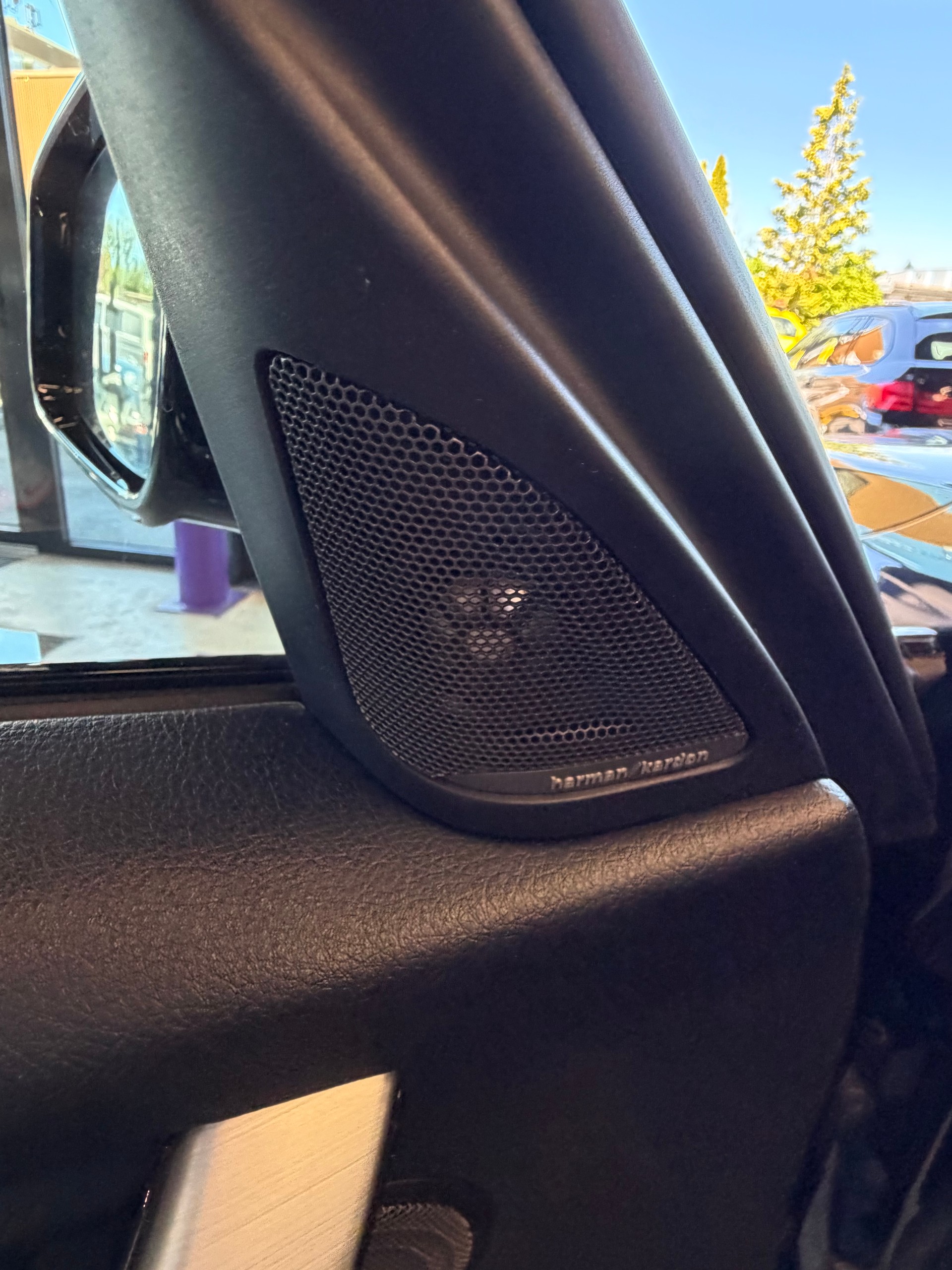 BMW 335i xDrive Touring Steptronic-image-10