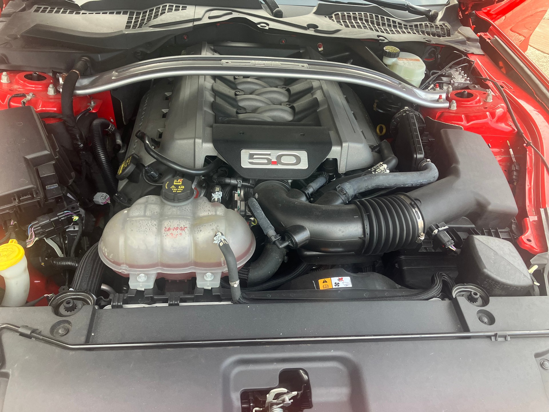 FORD Mustang Conv 5.0 V8-image-9