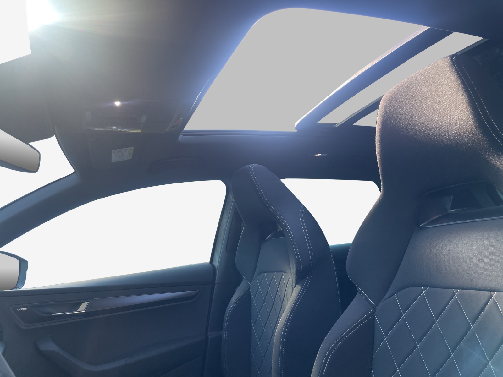 SKODA Karoq 2.0 TSI SportLine 4x4 DSG-image-14
