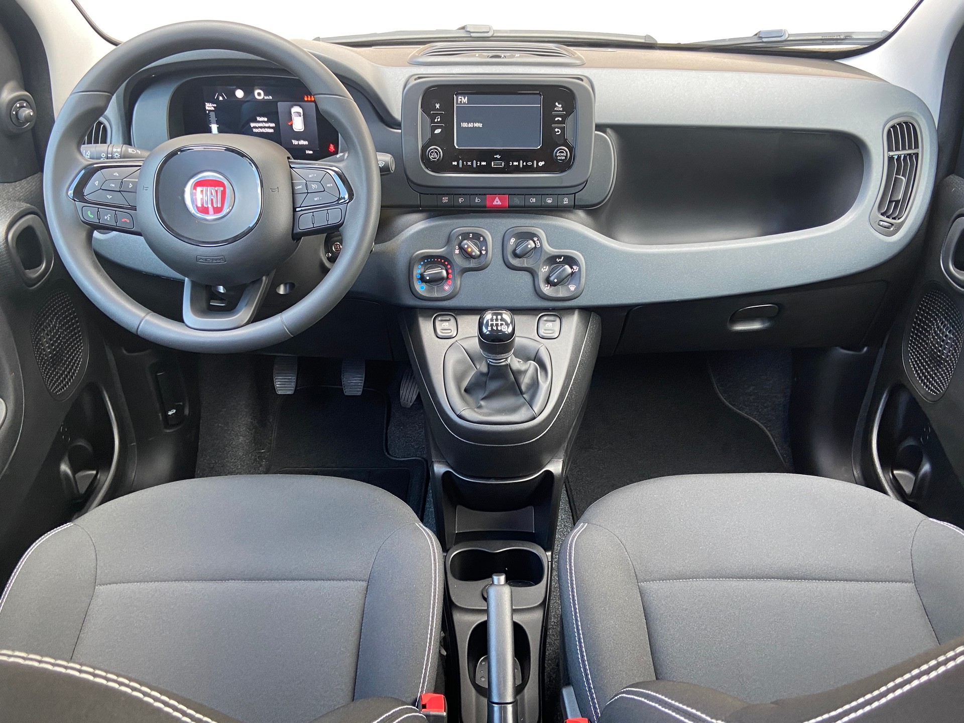 FIAT Panda 1.0 MHEV City-showroom-element-3
