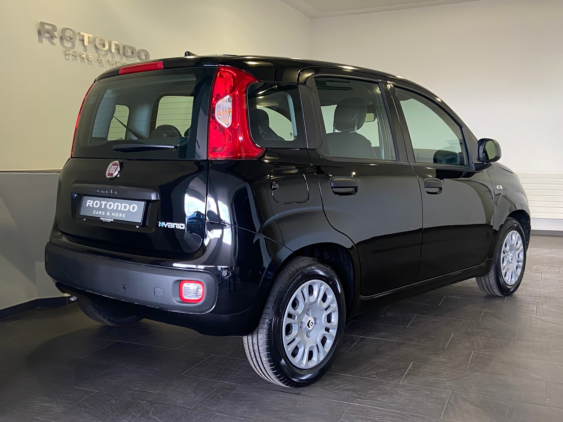 FIAT Panda 1.0 MHEV City-showroom-element-1