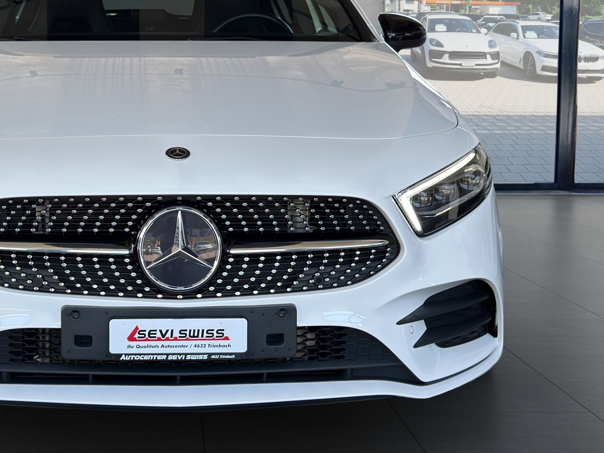 MERCEDES-BENZ A 250 4Matic AMG Line 4Matic 7G-DCT-image-8