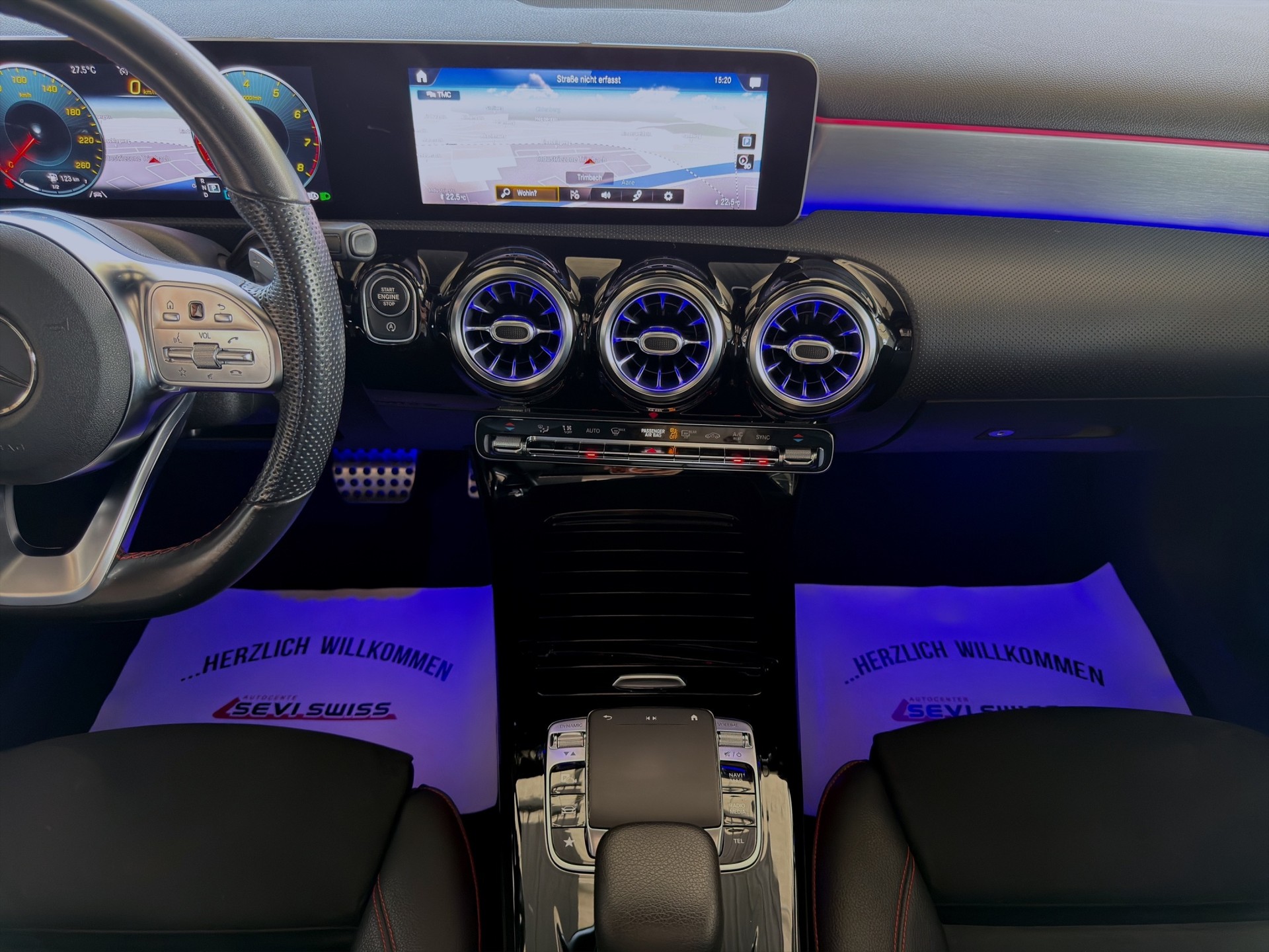 MERCEDES-BENZ A 250 4Matic AMG Line 4Matic 7G-DCT-image-19