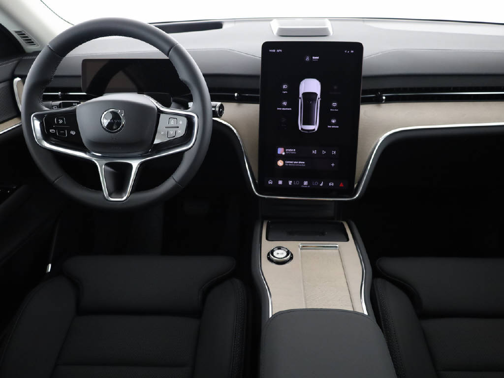 VOLVO EX90 Twin Plus AWD-image-3