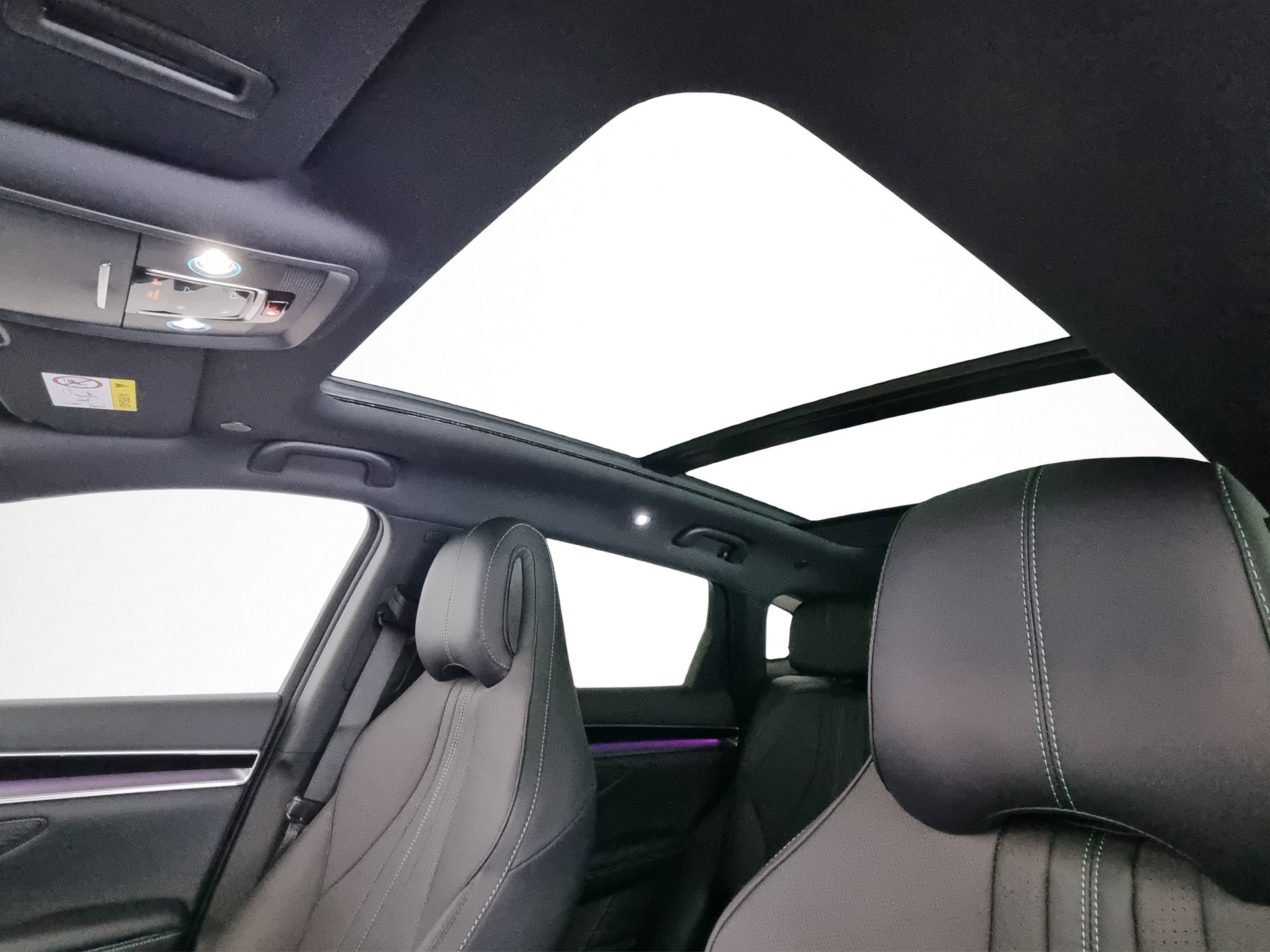 BYD Seal U DM-i Comfort FWD-image-12