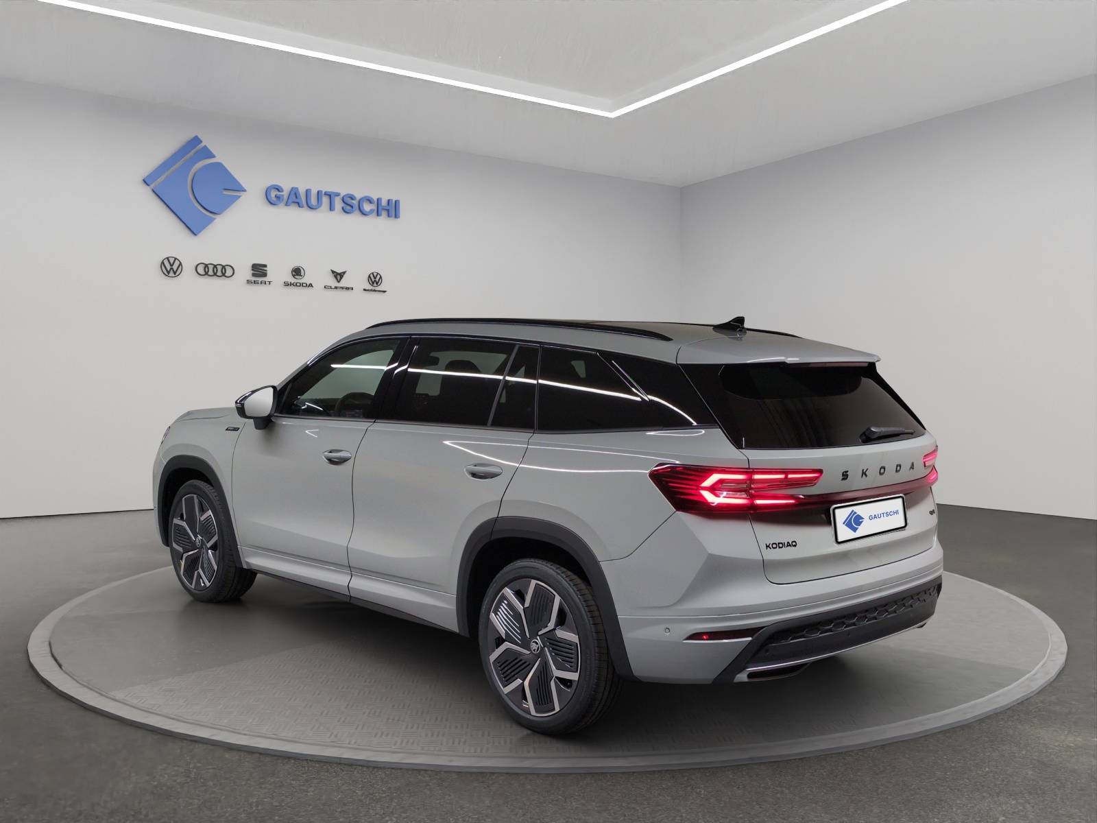 SKODA Kodiaq 2.0 TSI Sportline 4x4-image-2